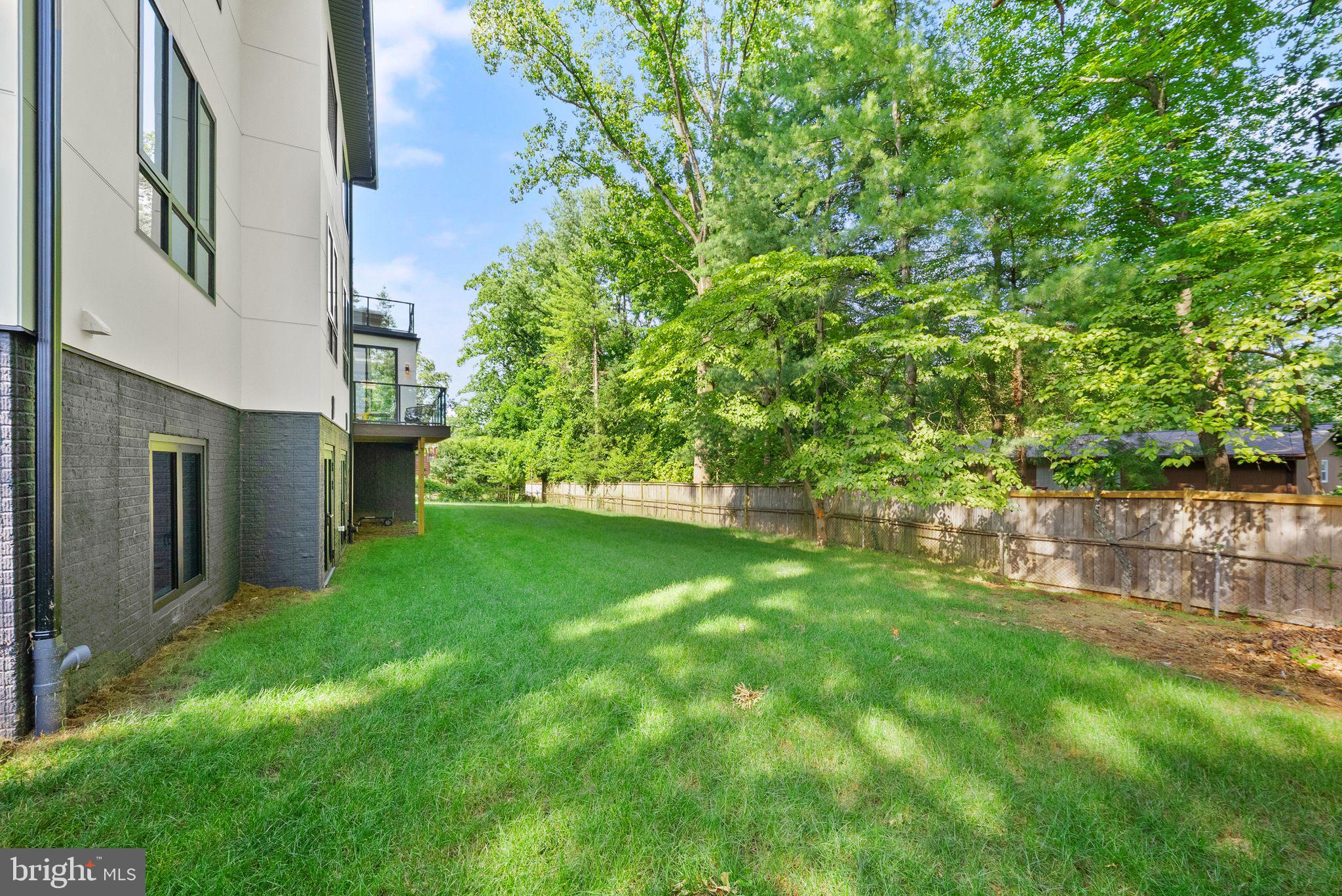 DUNN LORING - Residential