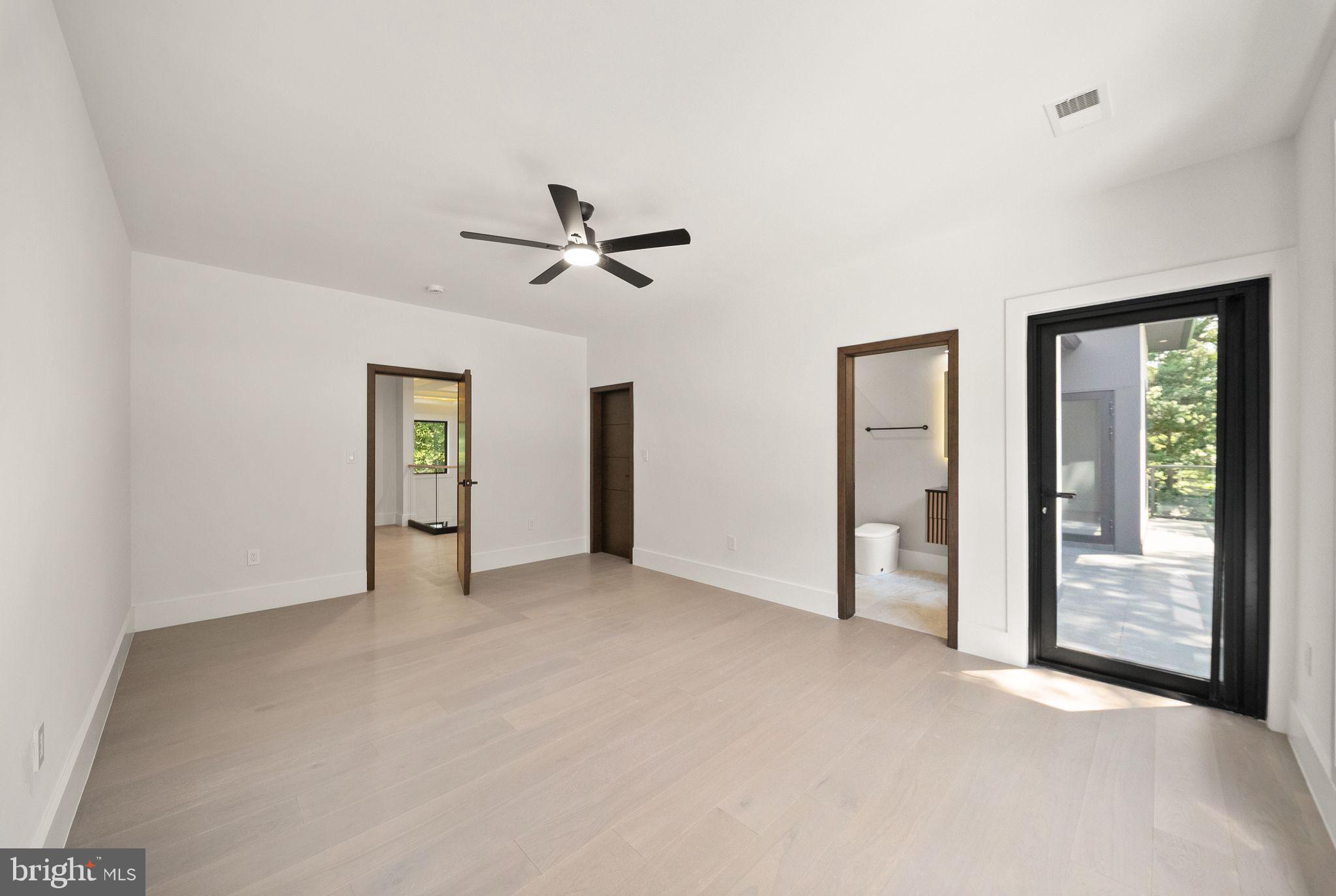 DUNN LORING - Residential