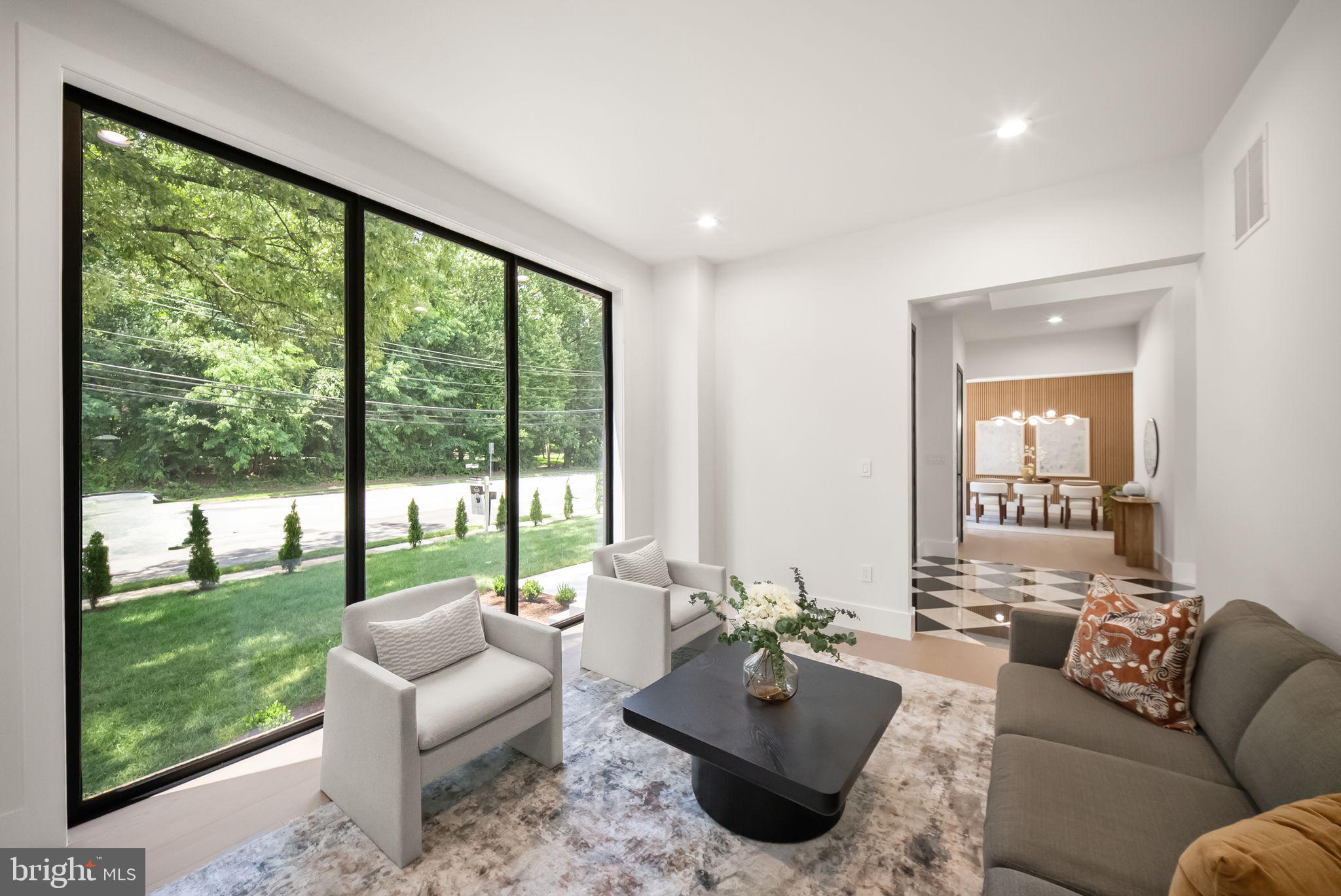 DUNN LORING - Residential