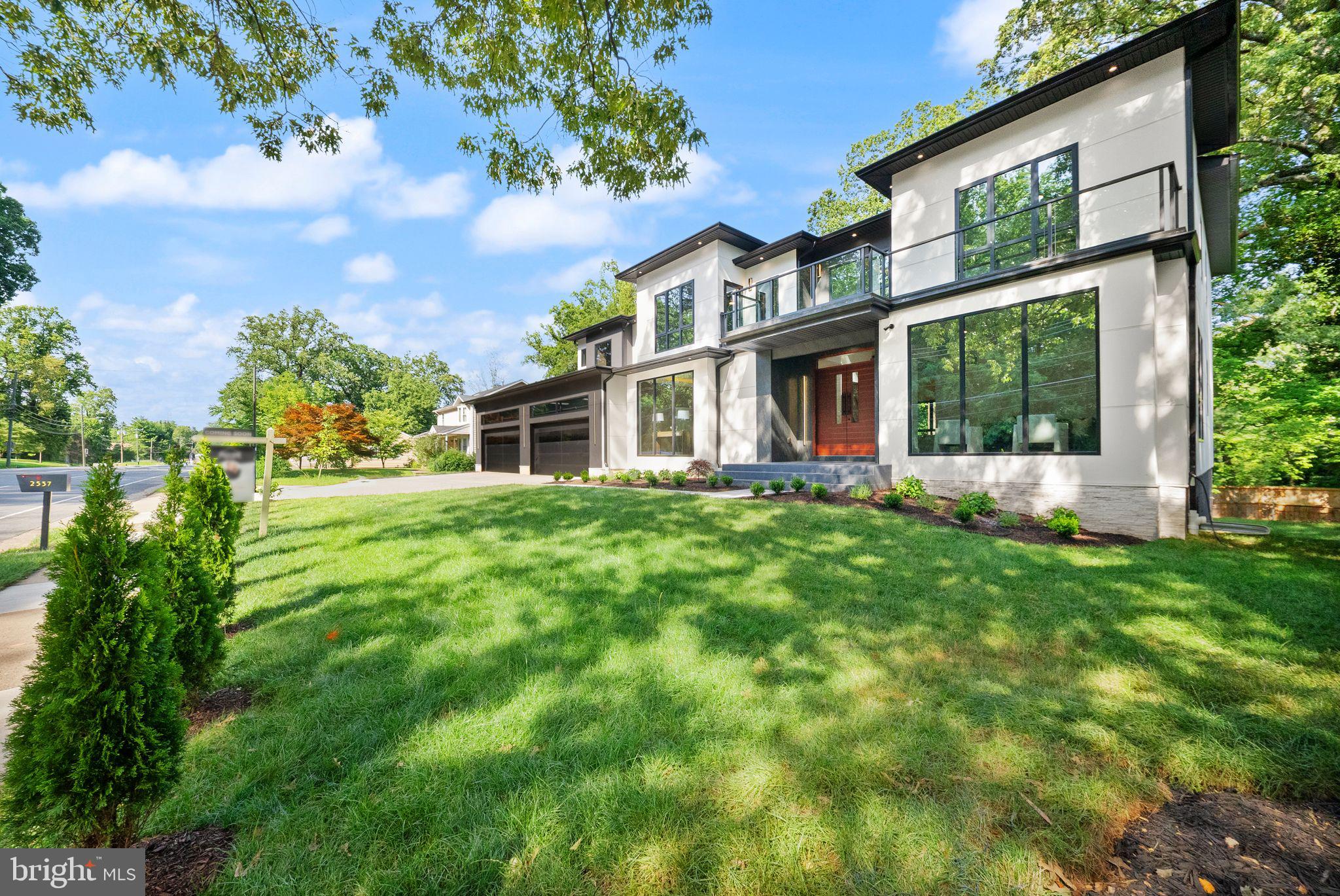 DUNN LORING - Residential