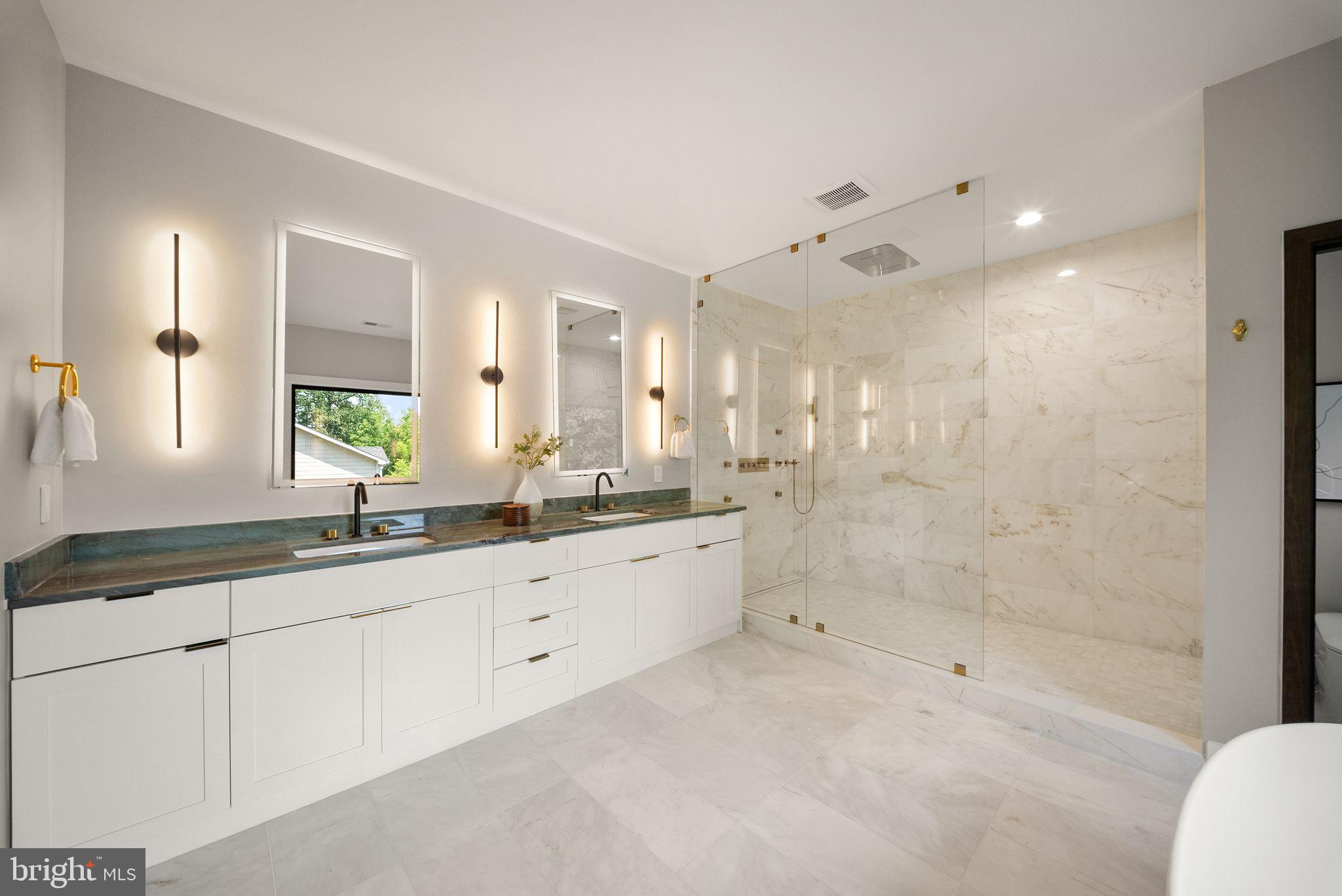 DUNN LORING - Residential