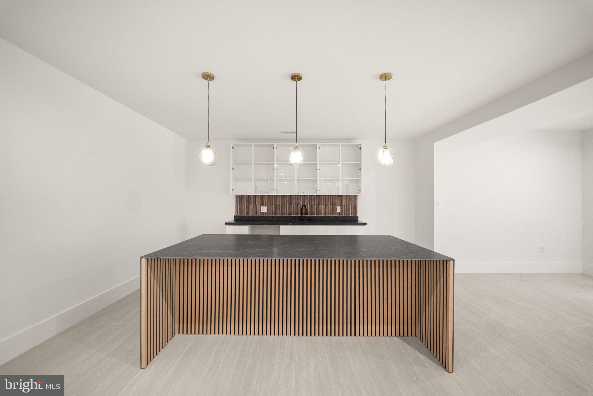 DUNN LORING - Residential