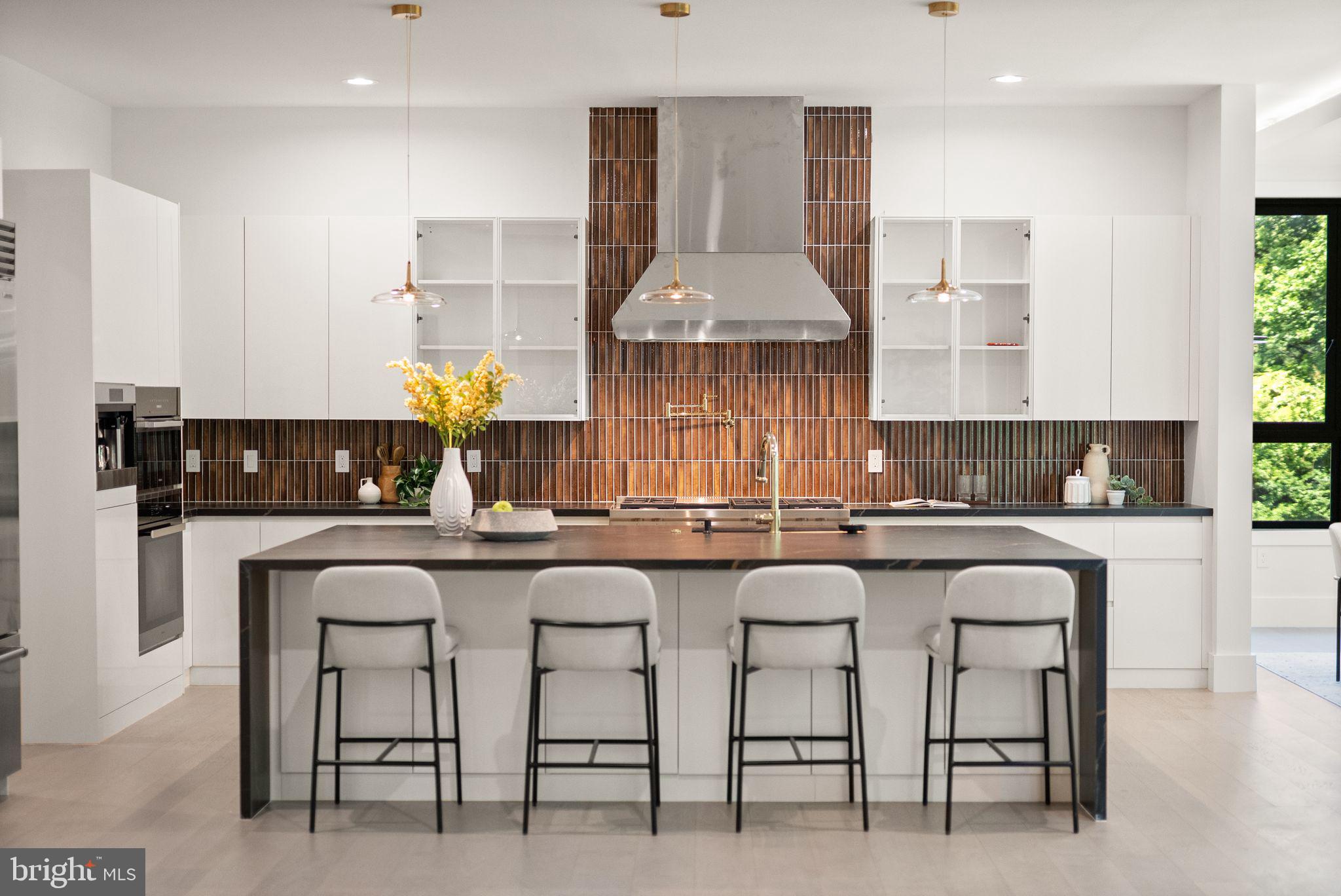 DUNN LORING - Residential