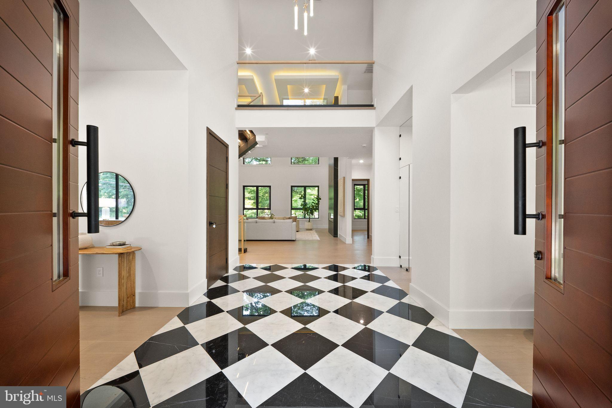 DUNN LORING - Residential