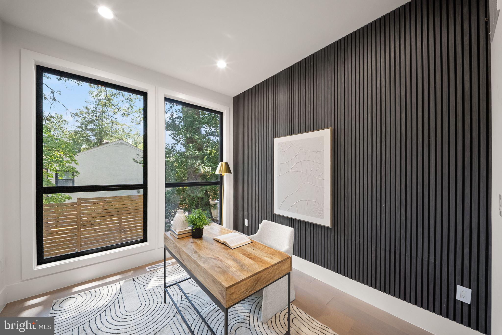 DUNN LORING - Residential