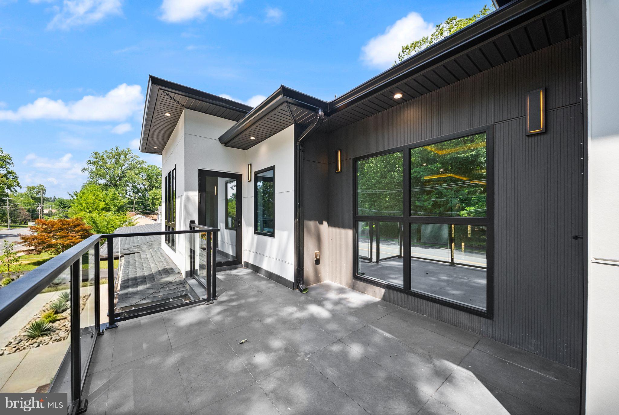 DUNN LORING - Residential