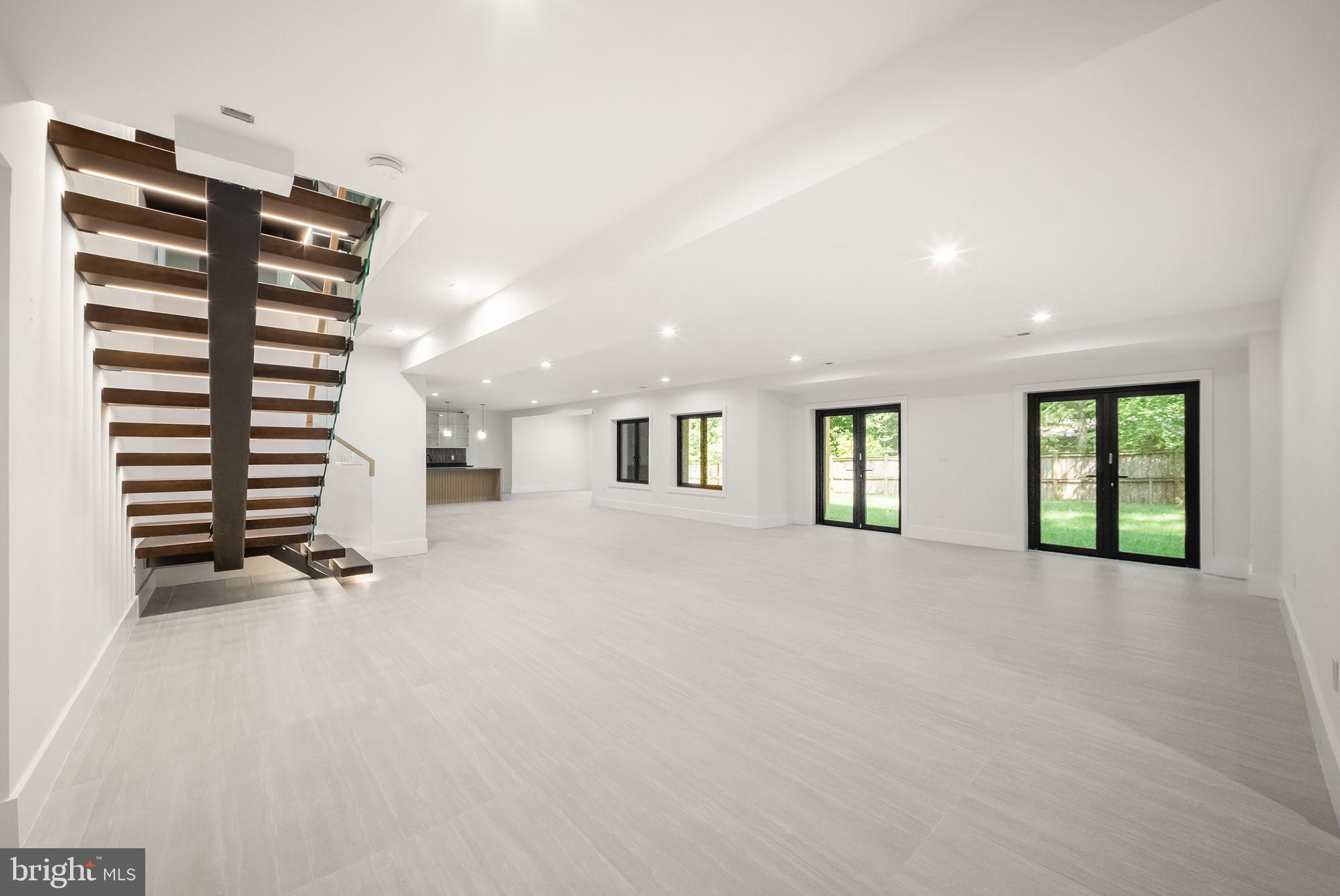 DUNN LORING - Residential