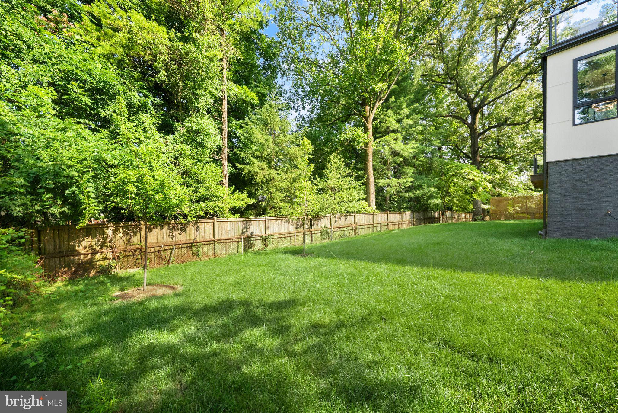 DUNN LORING - Residential