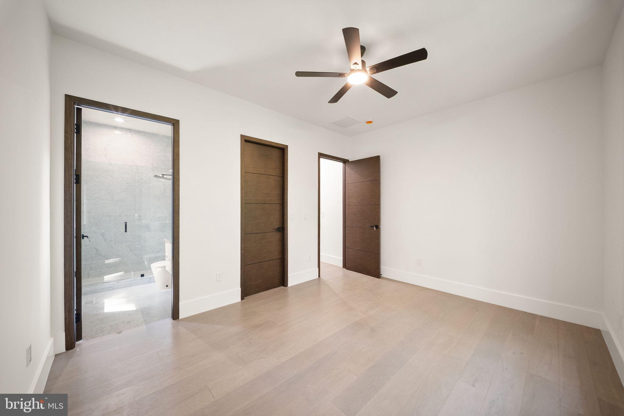 DUNN LORING - Residential
