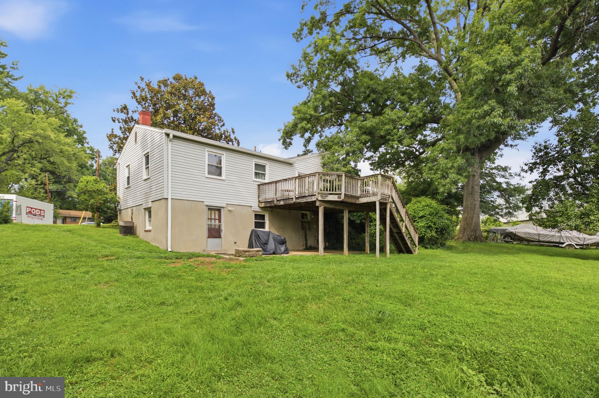 DUNN LORING WOODS - Land