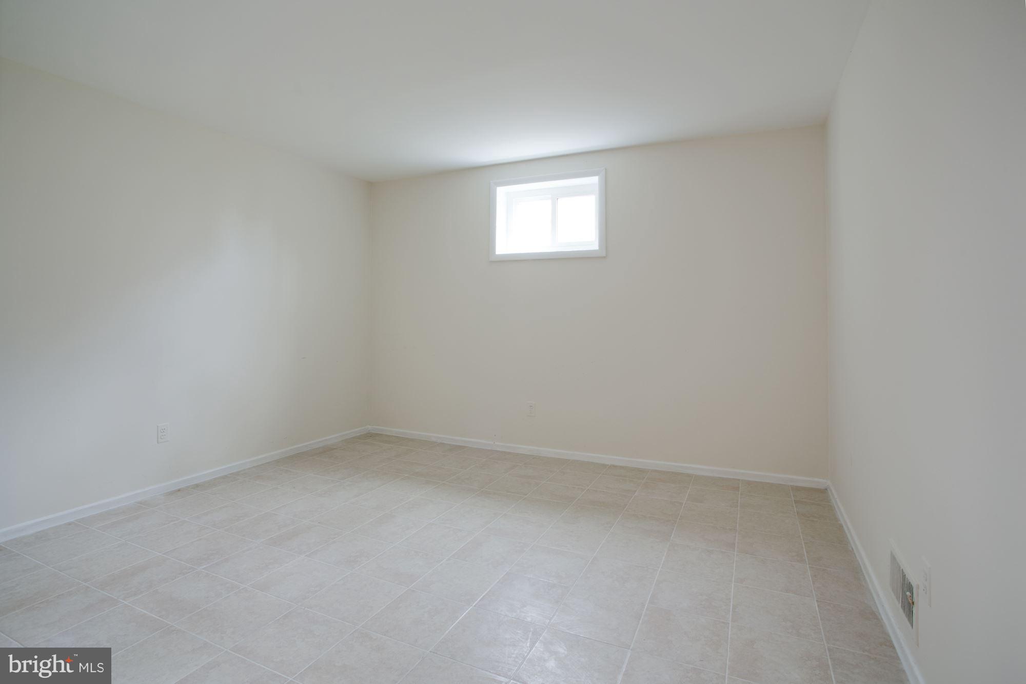 MC LEAN HAMLET - Residential