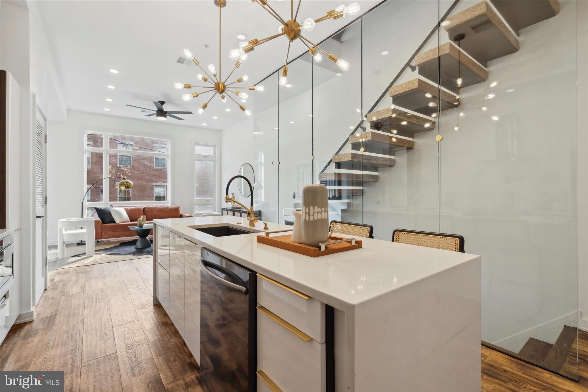 PHILADELPHIA - Residential