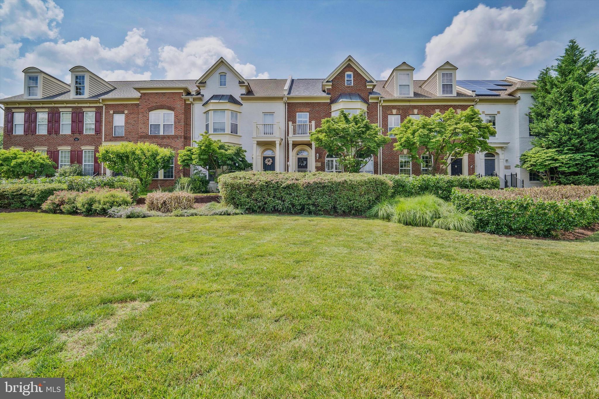 KING FARM WATKINS POND - Residential