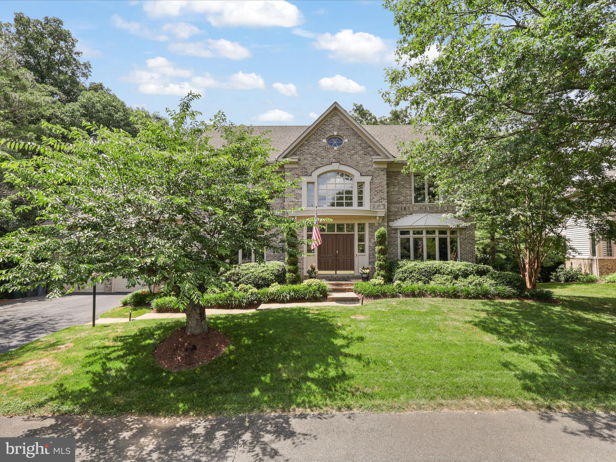 RESTON - Residential