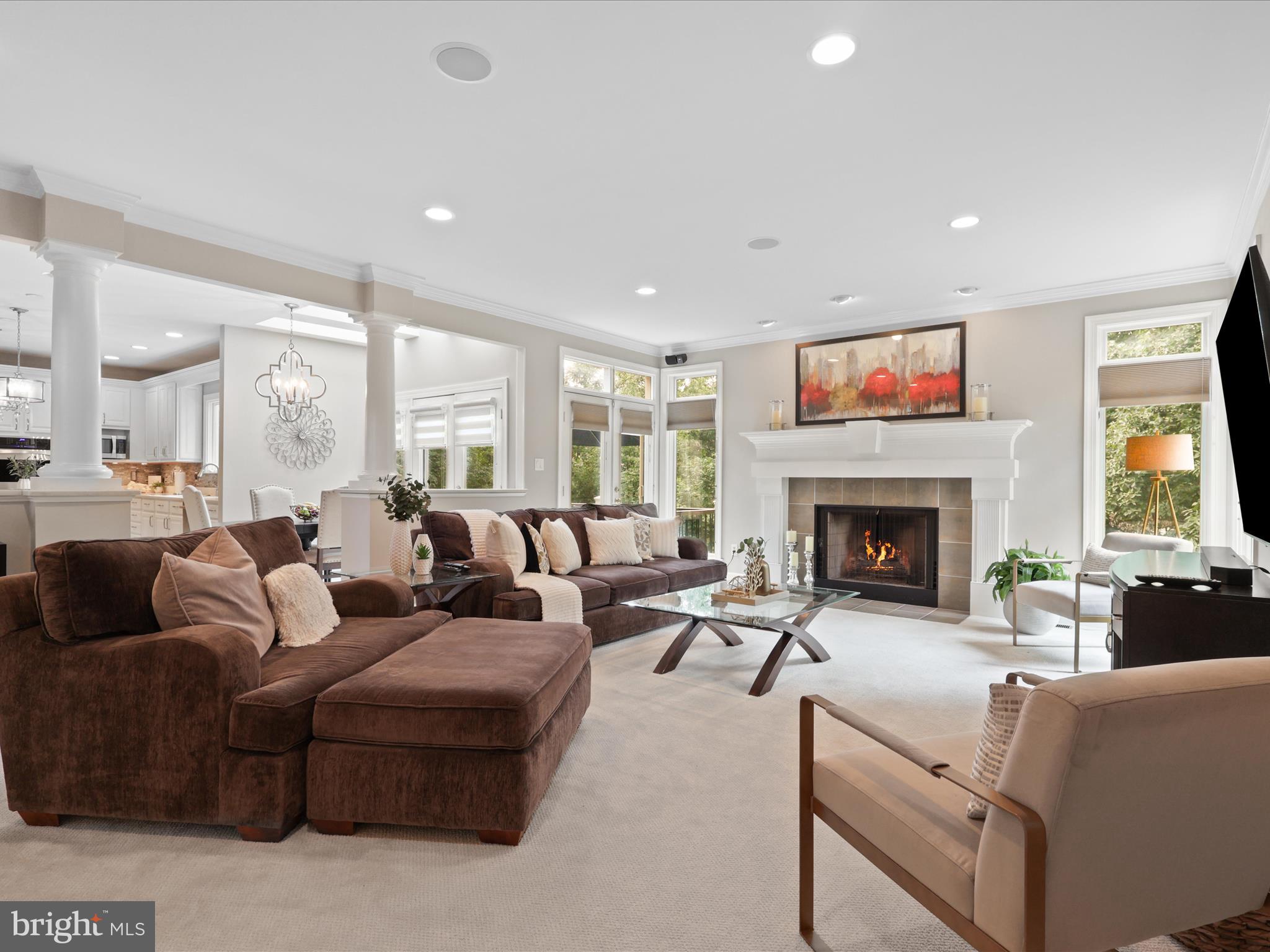 RESTON - Residential