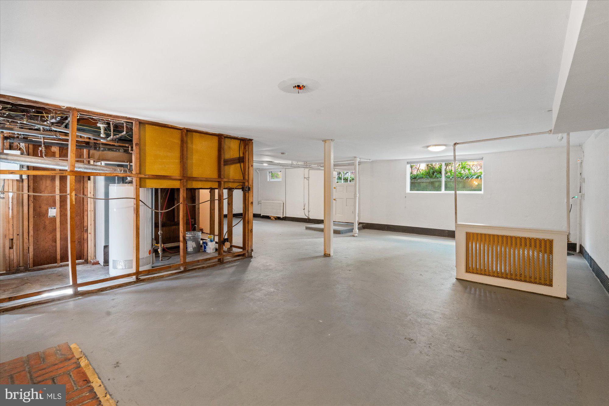 SILVER SPRING - Residential