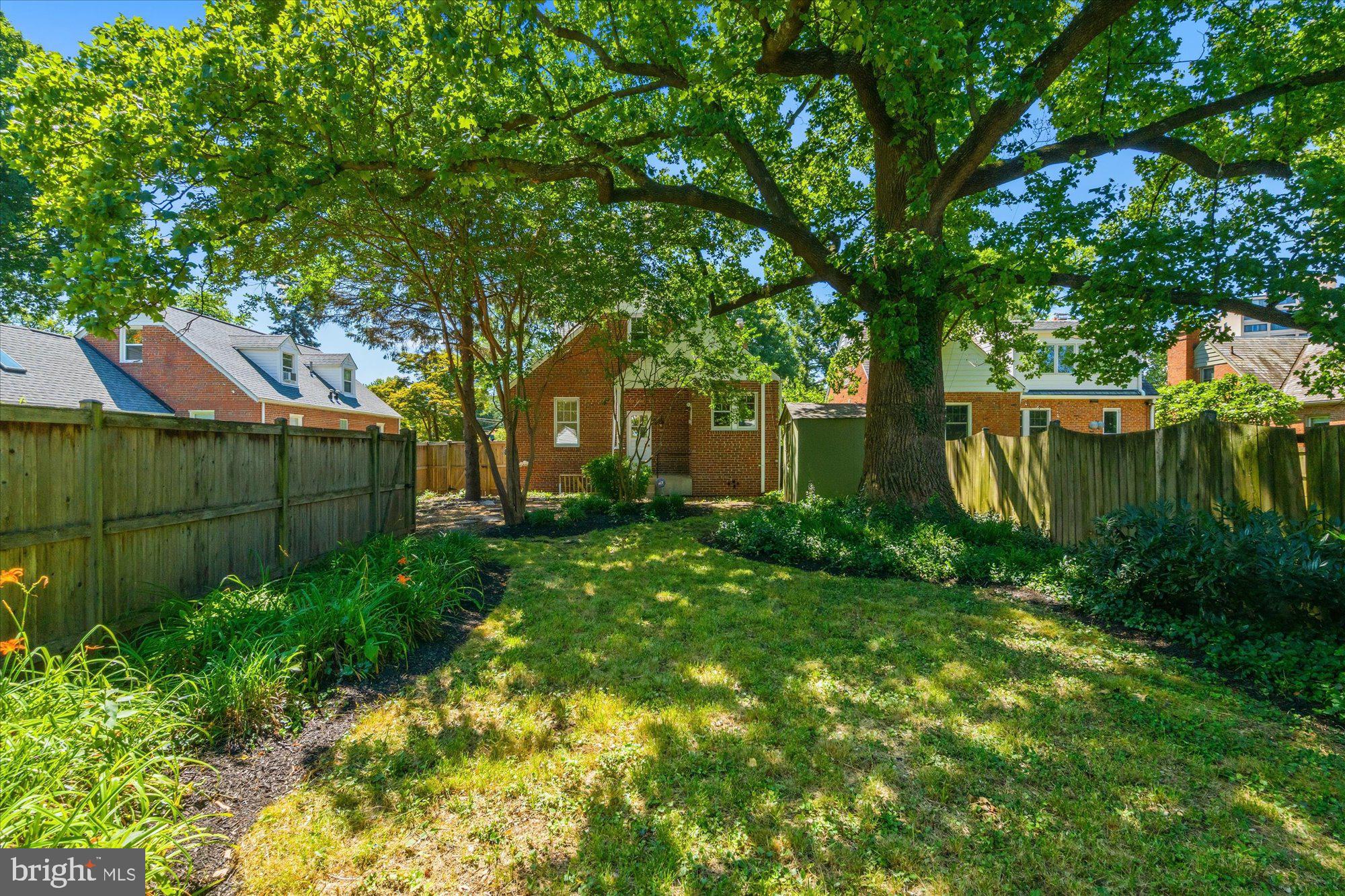 SILVER SPRING - Residential