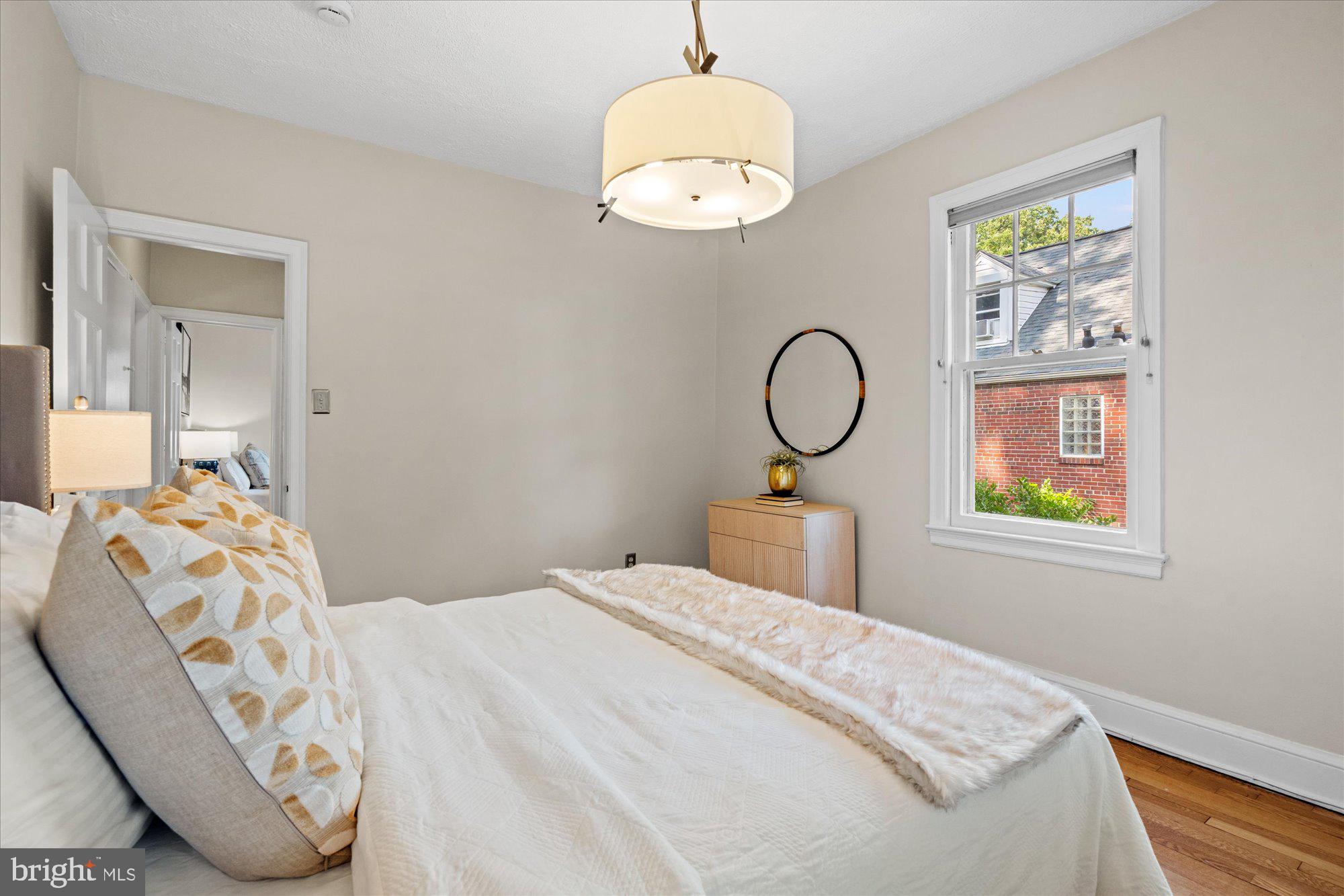 SILVER SPRING - Residential