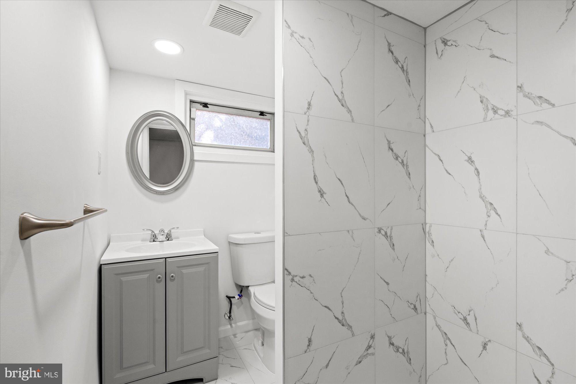 SILVER SPRING - Residential