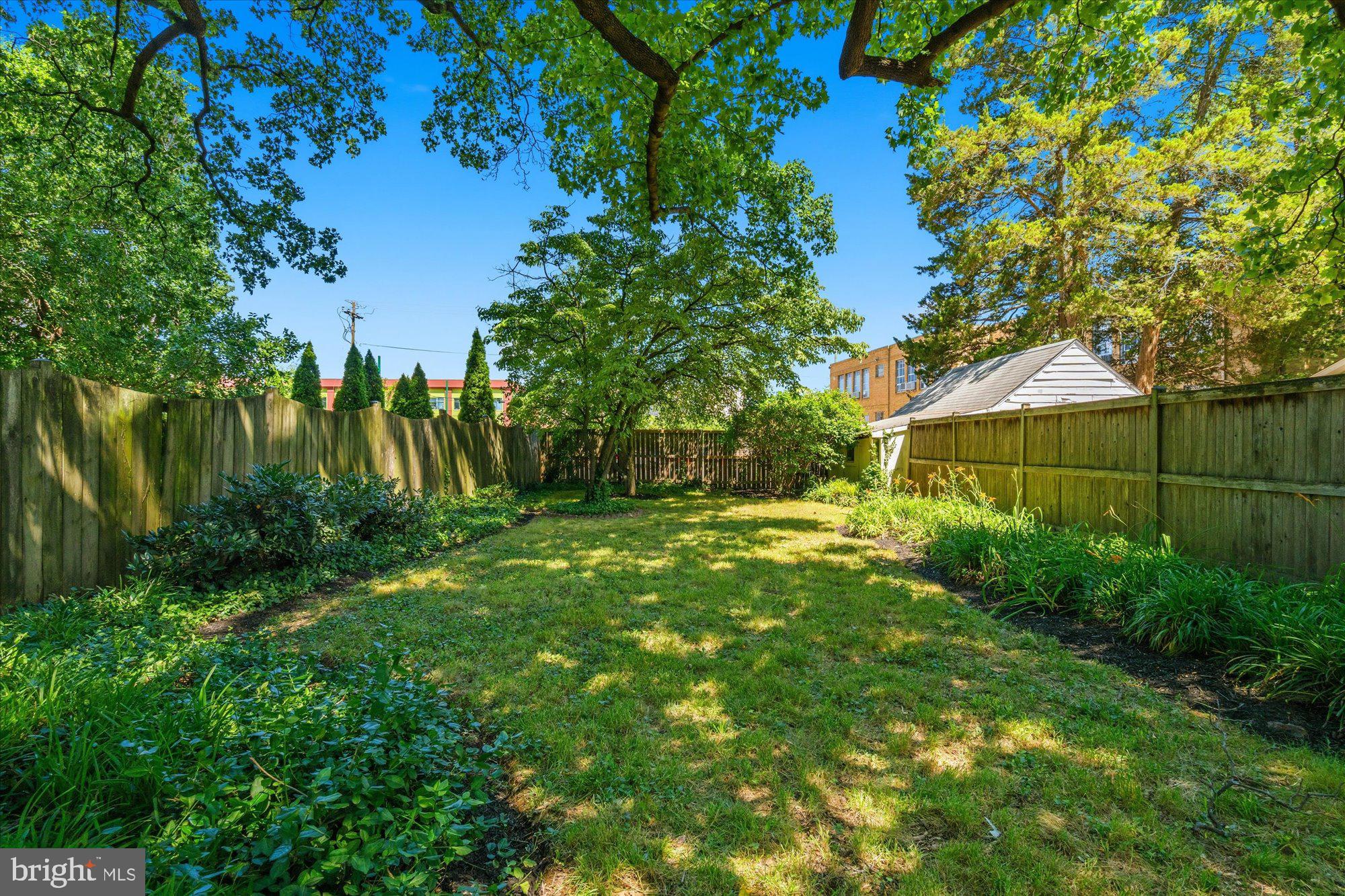 SILVER SPRING - Residential