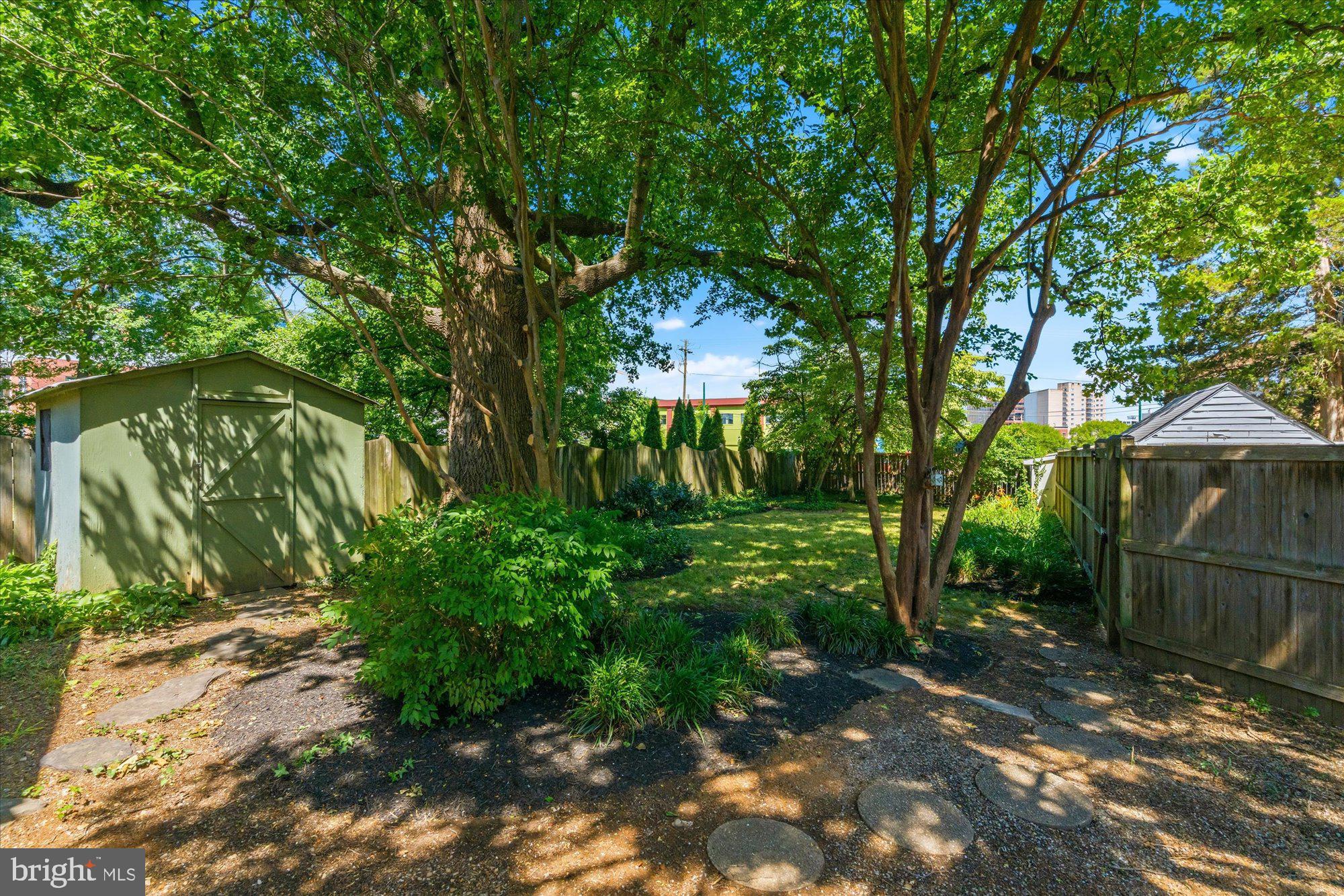 SILVER SPRING - Residential