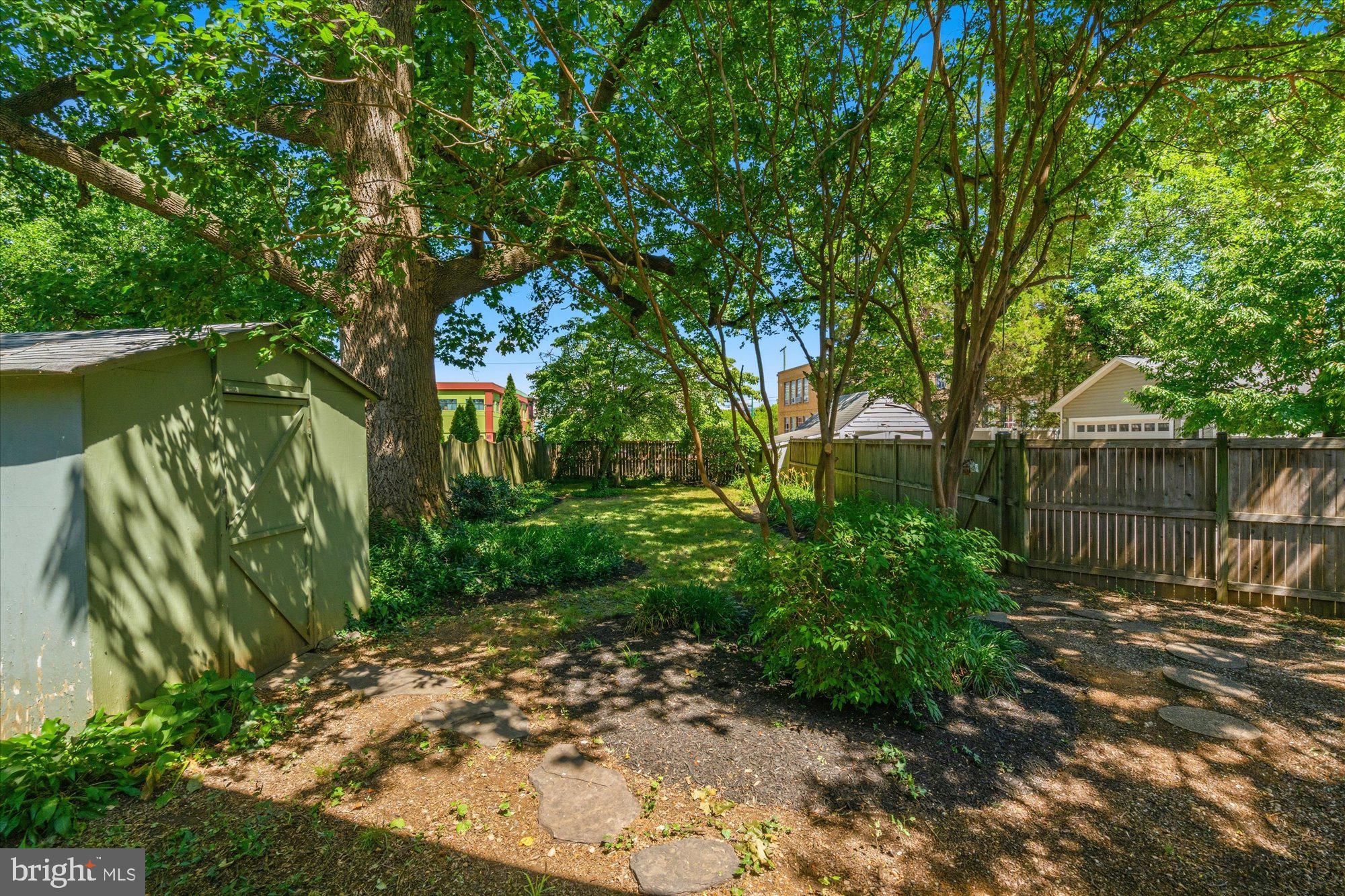 SILVER SPRING - Residential
