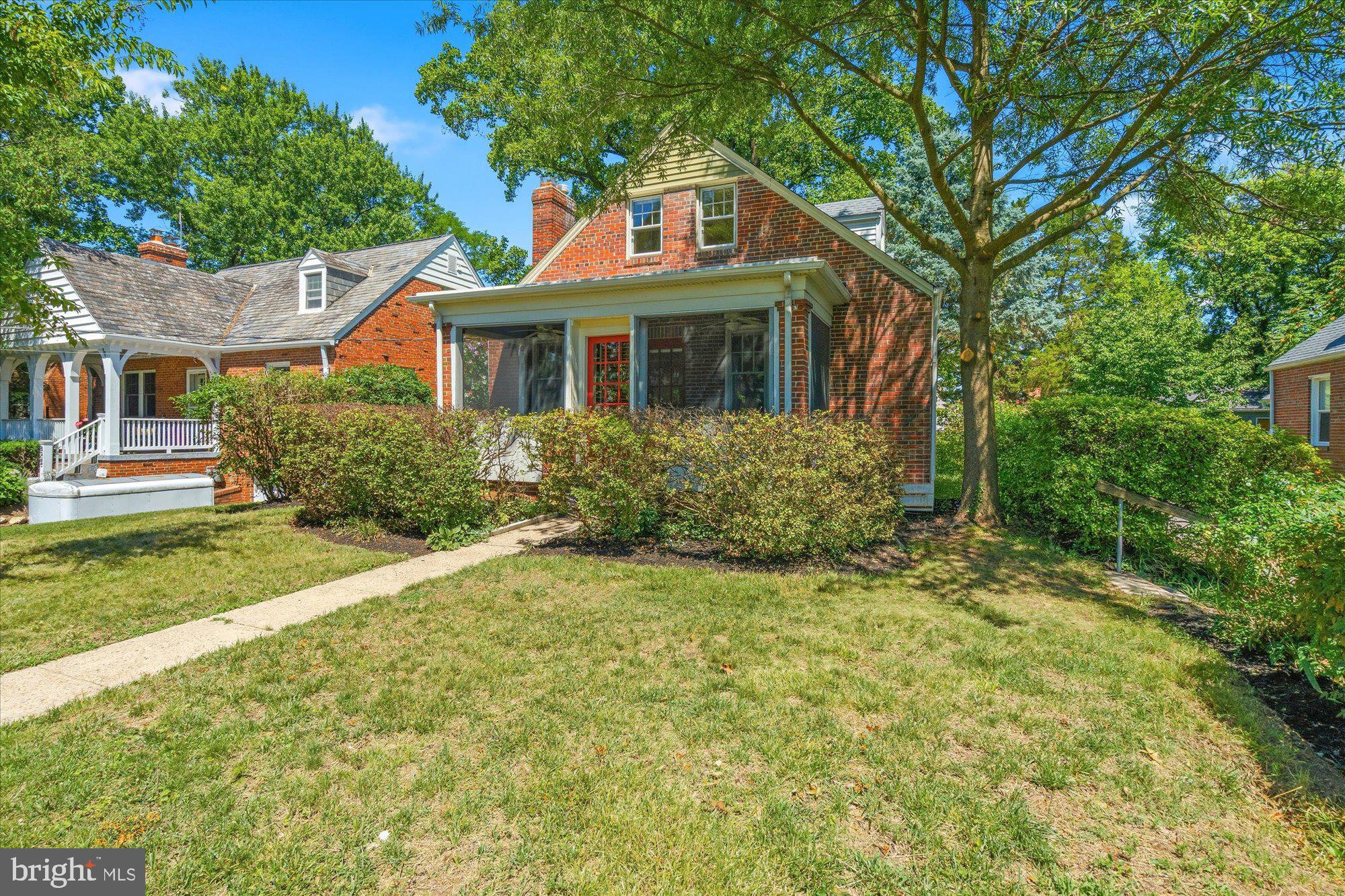 SILVER SPRING - Residential