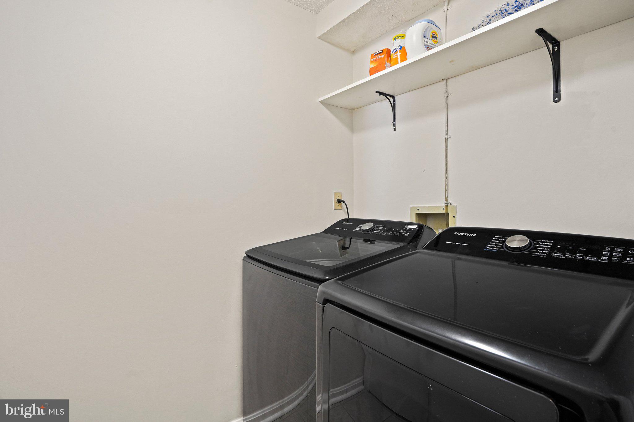 WINTERGATE AT LONGMEAD CROSSING - Residential