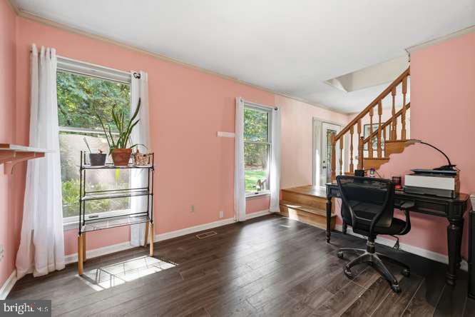 CHAPEL WOODS - Residential