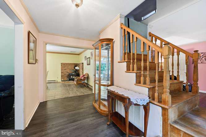 CHAPEL WOODS - Residential