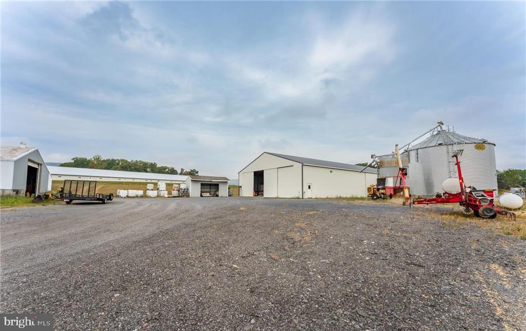 LYNN TWP - Farm