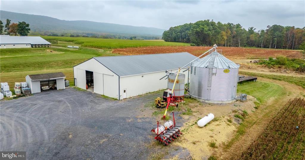 LYNN TWP - Farm