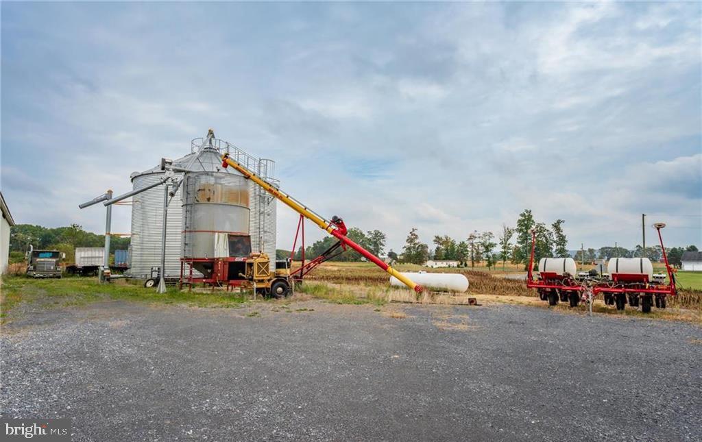 LYNN TWP - Farm
