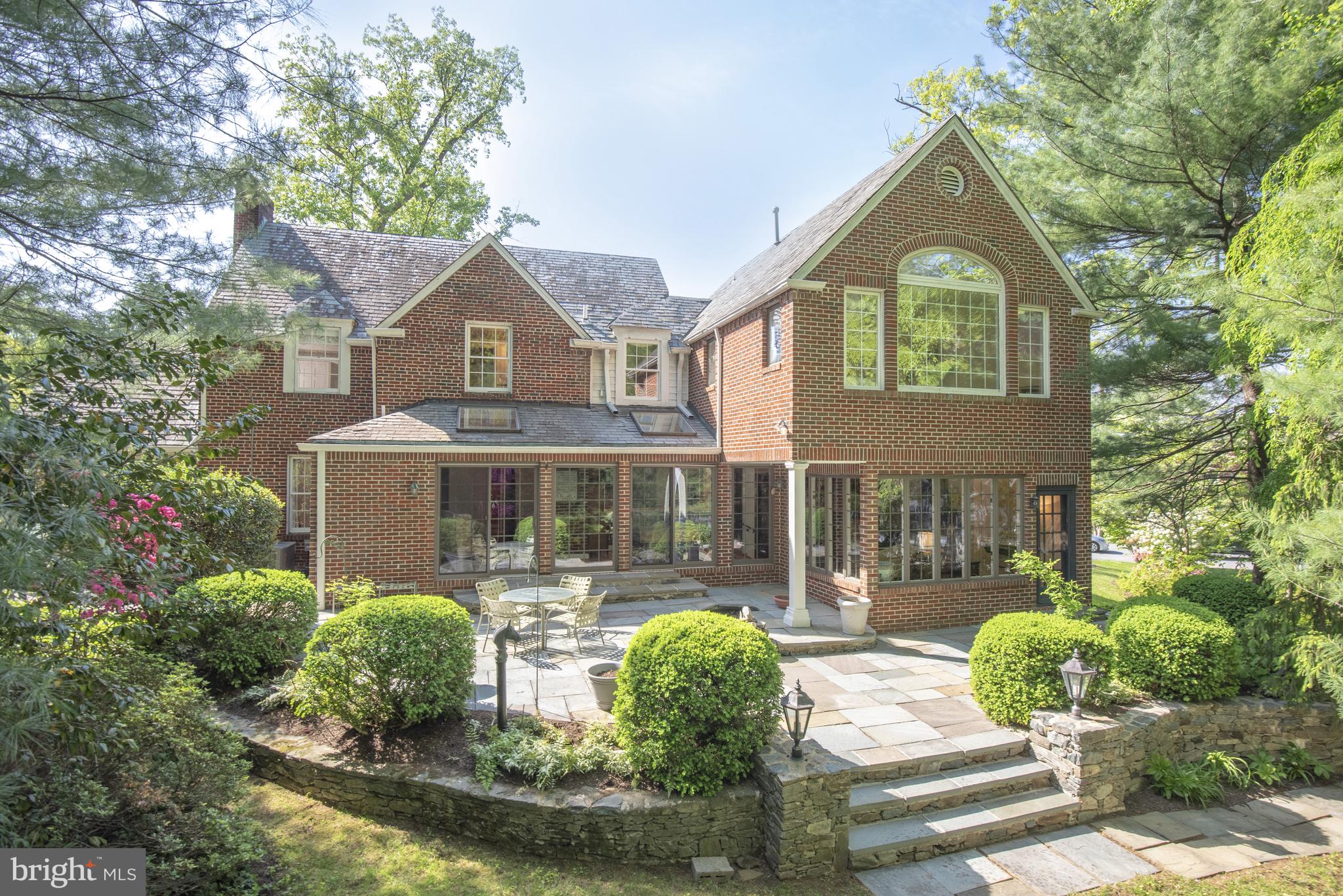 BRADLEY WOODS - Residential