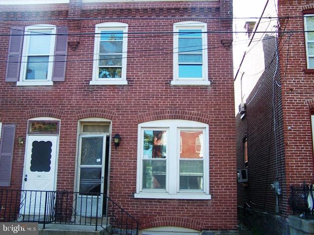 LANCASTER - Residential