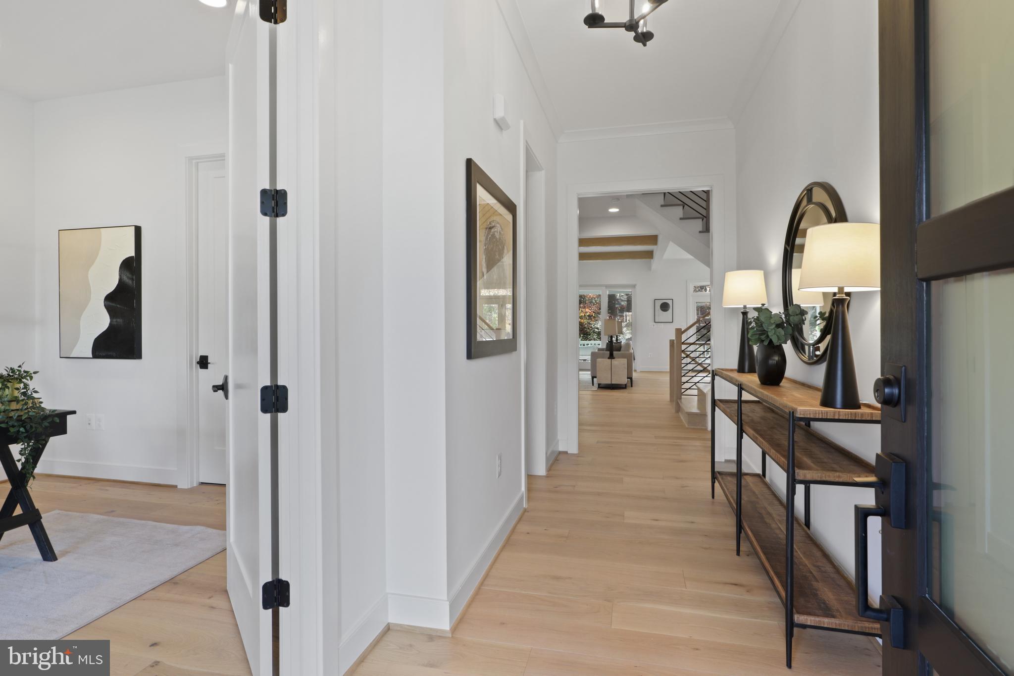 VIENNA WOODS - Residential