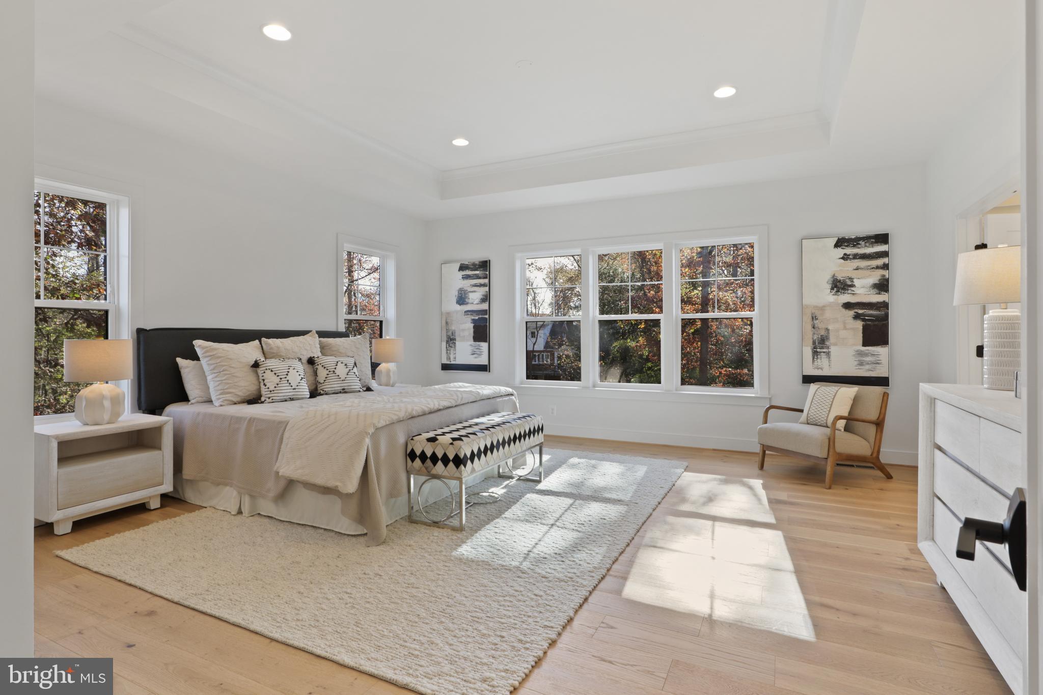 VIENNA WOODS - Residential