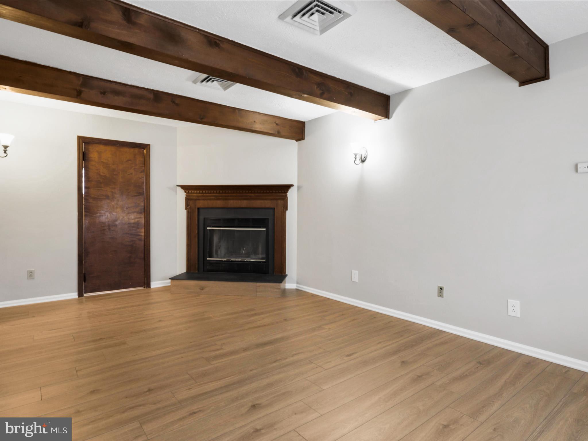 SPRINGFIELD - Residential Lease