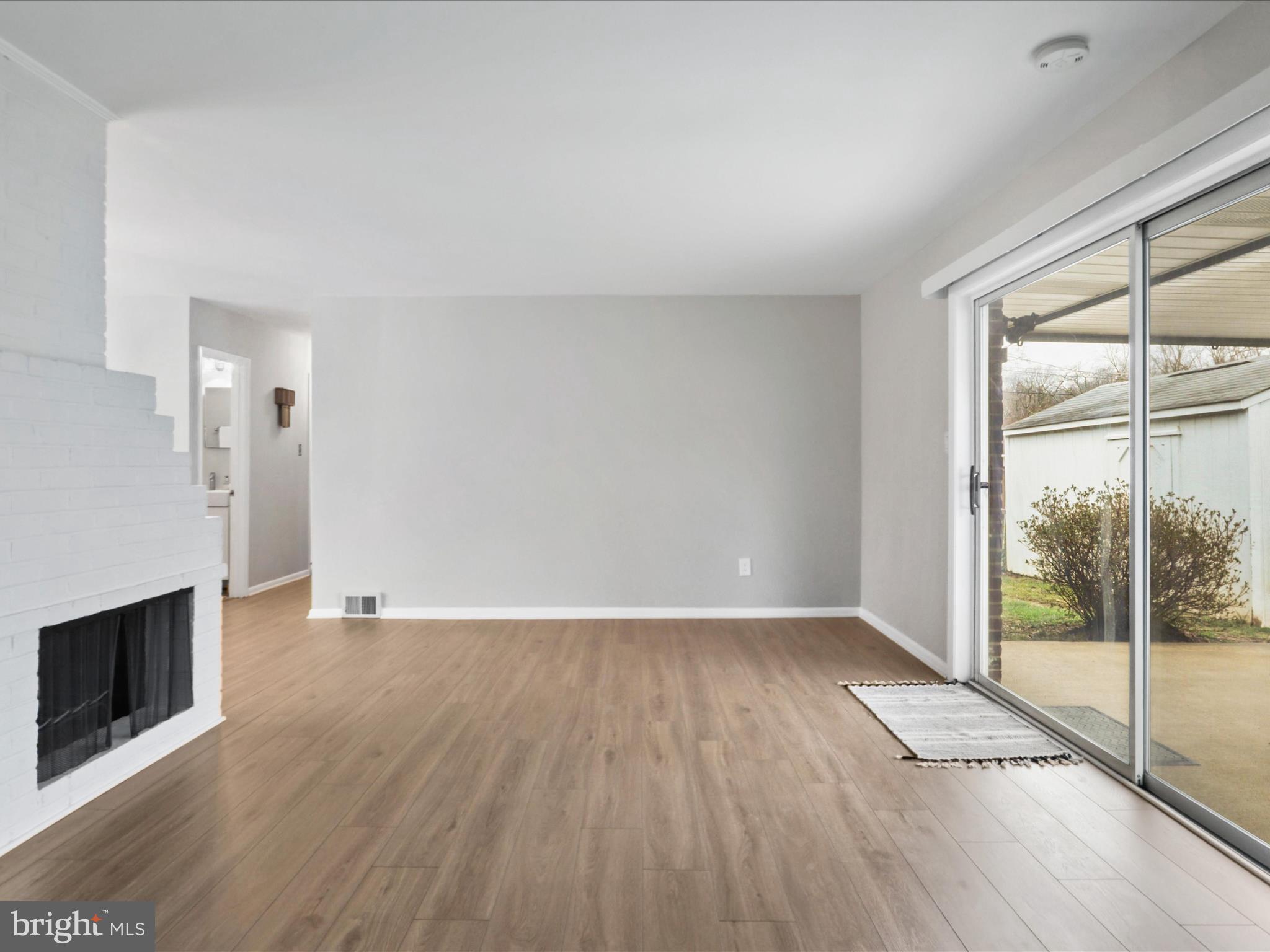 SPRINGFIELD - Residential Lease