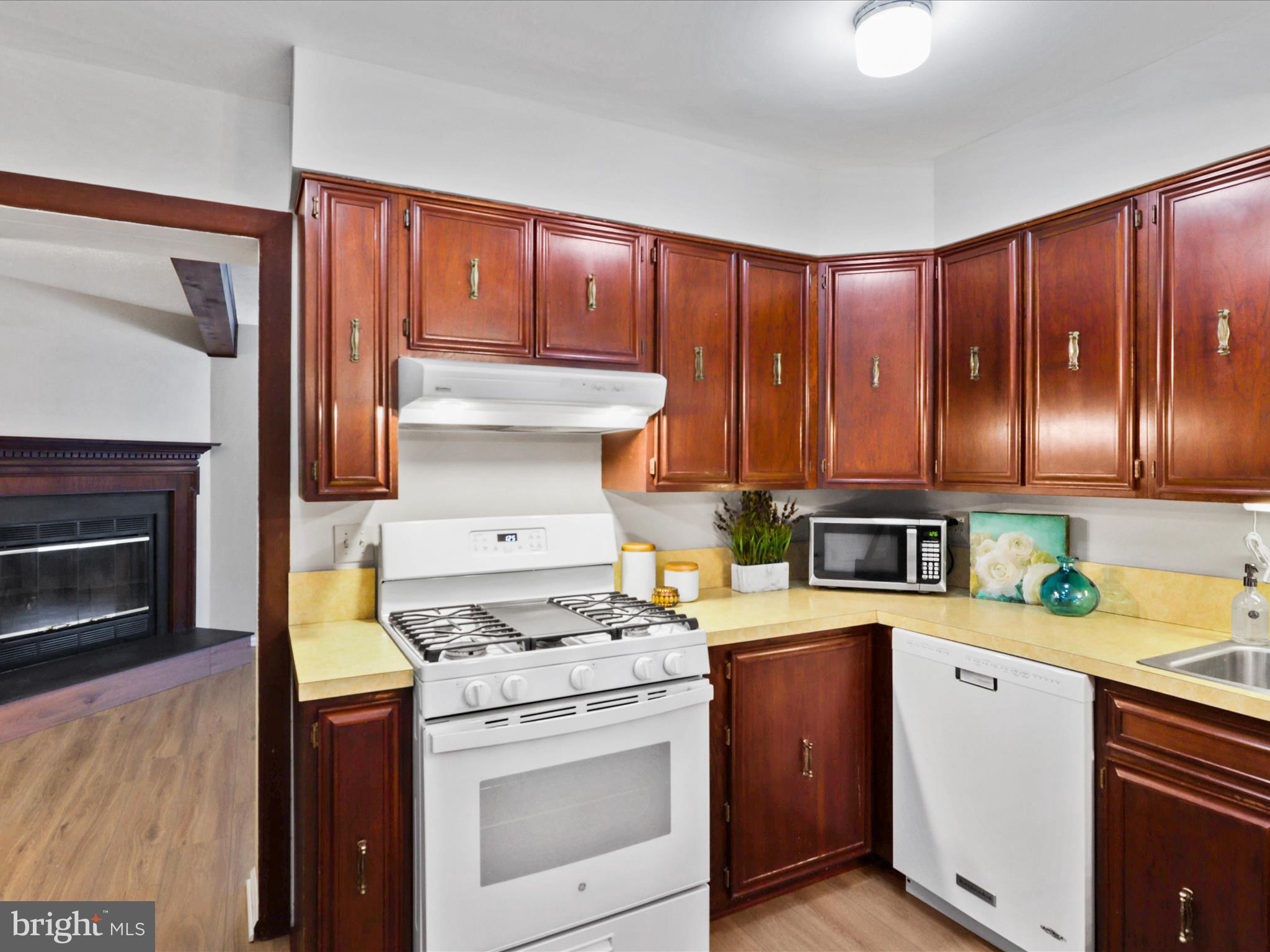 SPRINGFIELD - Residential Lease