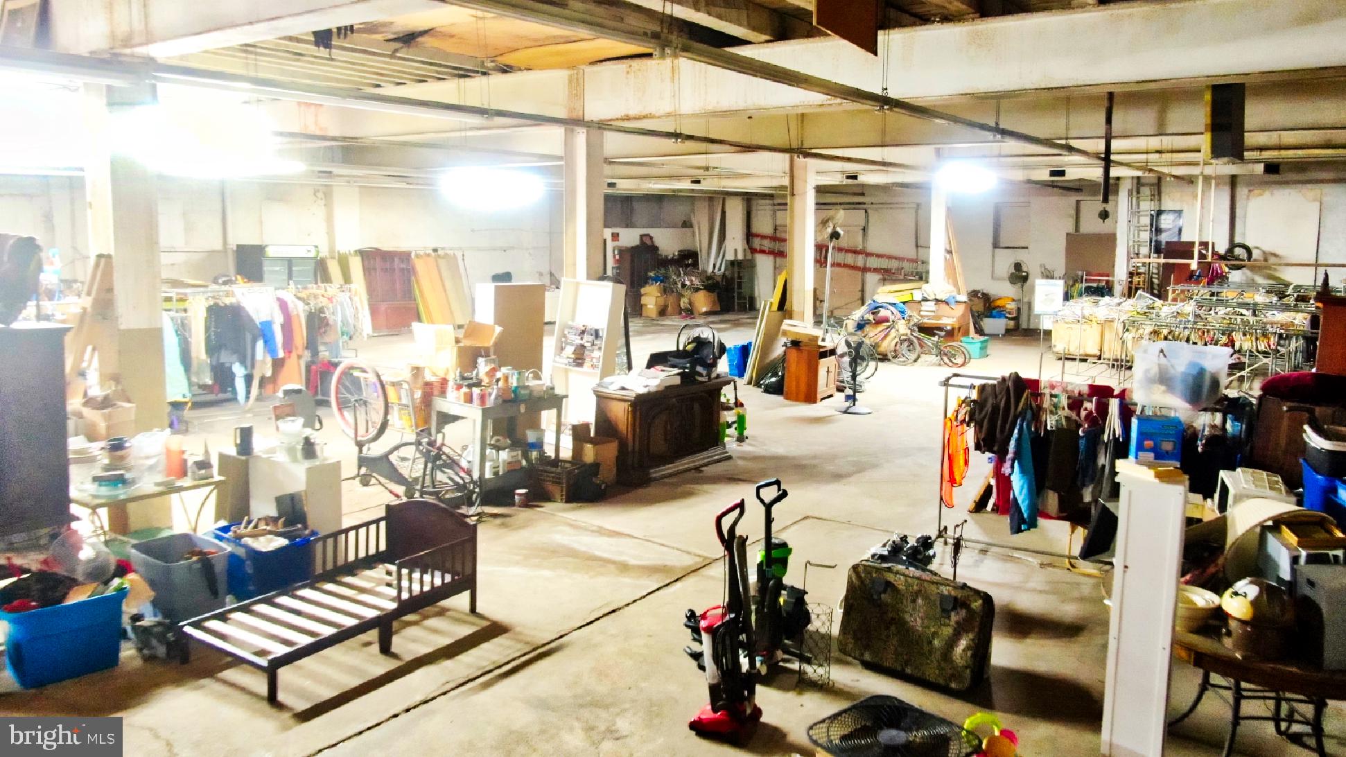 COBBS CREEK - Commercial Sale