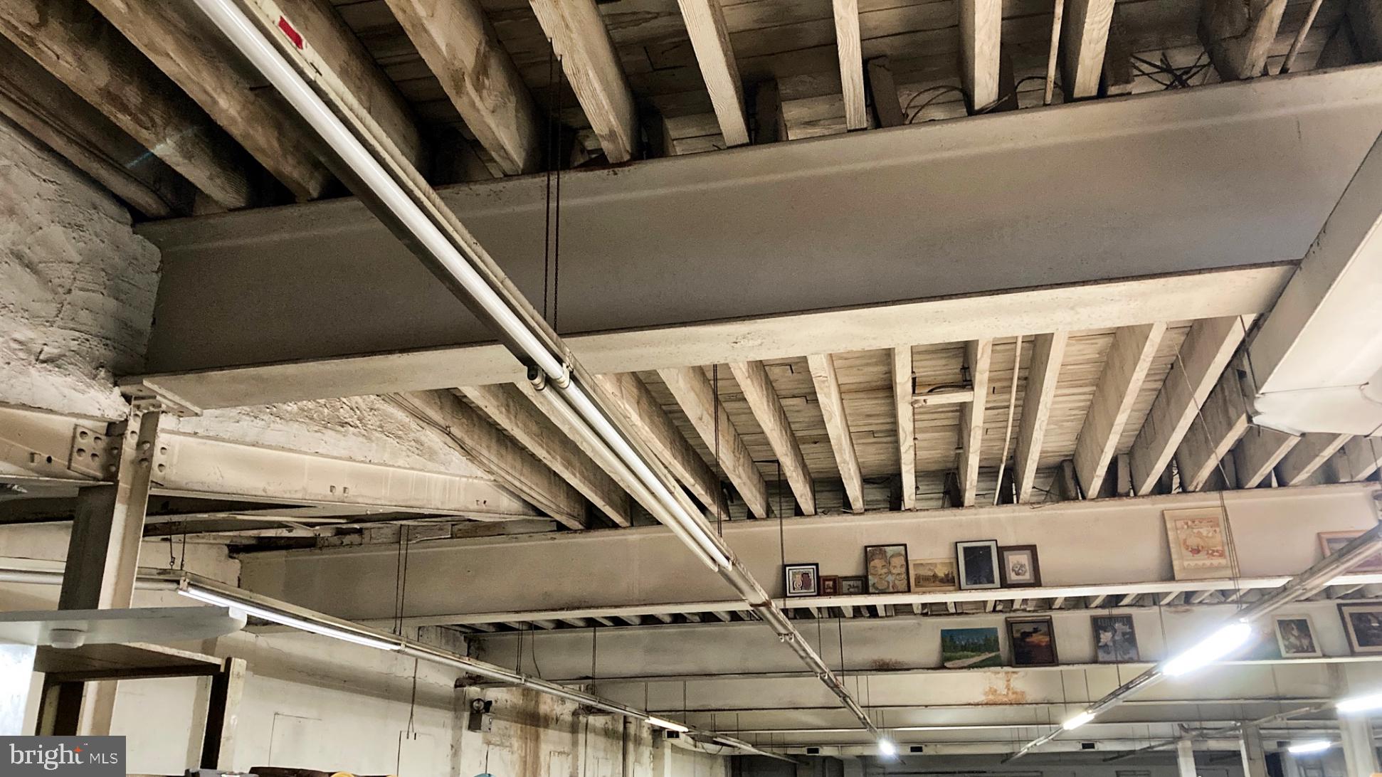 COBBS CREEK - Commercial Sale
