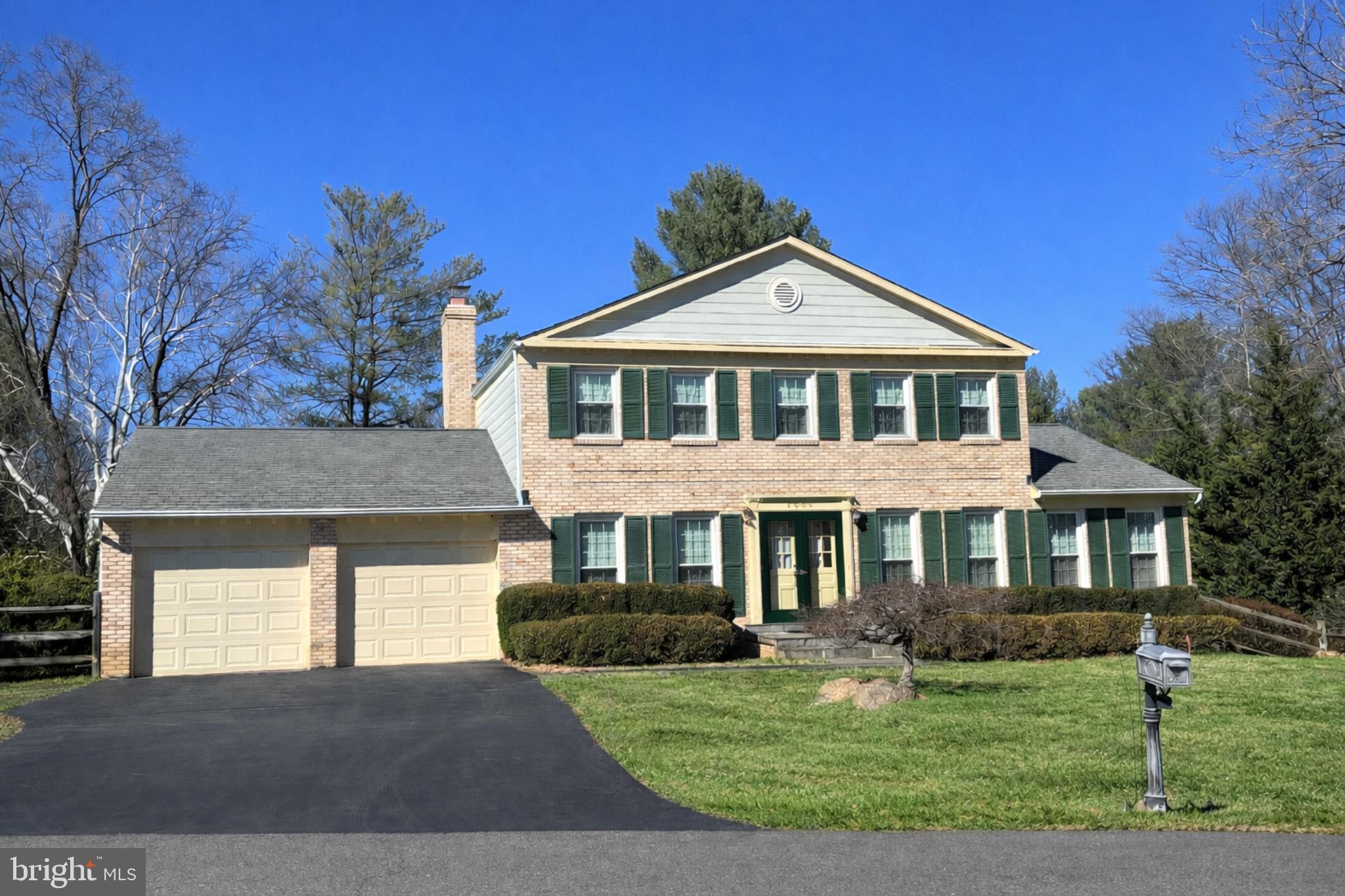 Beautiful 5-bedroom, 3.5-bath Colonial in McLean Hunt Estates, situated on a premium .38-acre cul-de-sac lot backing to parkland. Enjoy incredible private parkland views from the kitchen and dining room. The home features a walk-out lower level with a bedroom, full bath, and wet bar - perfect for guests or additional living space. The main level offers a living room, formal dining room, family room, dedicated office space, and a two-car garage. Upstairs includes four spacious bedrooms and two full baths.

Ideally located near Spring Hill Elementary, Spring Hill Rec Center and Fields, with easy access to walking and biking trails. Convenient to Route 7, the Dulles Toll Road, the Silver Line Metro, Tysons Corner, restaurants, entertainment, and minutes from downtown McLean.