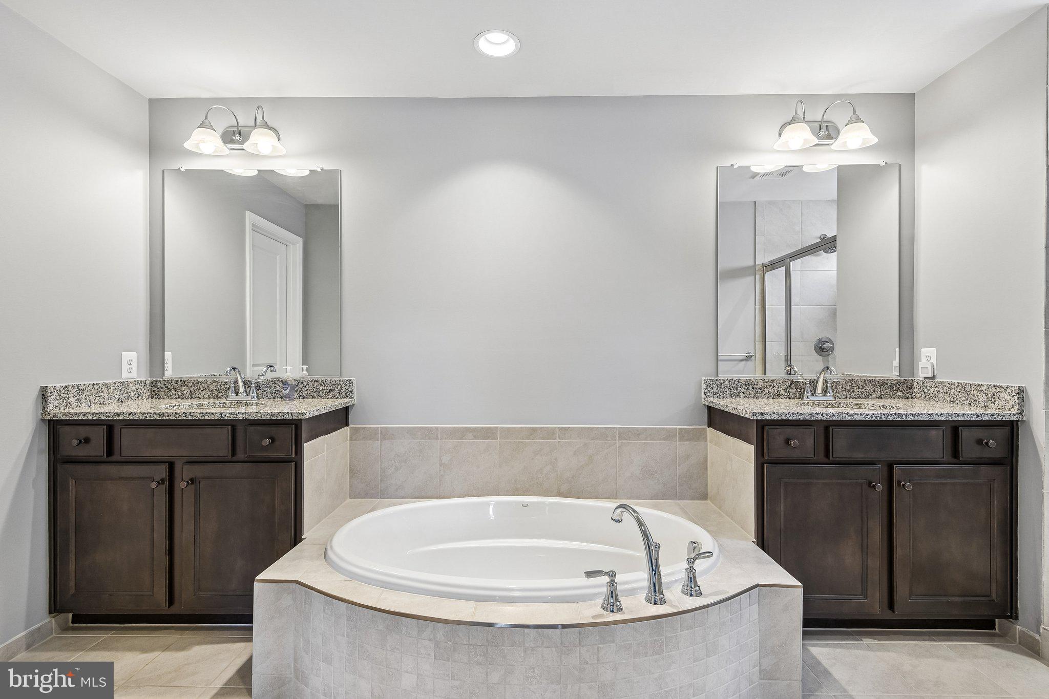 LANDSDALE - Residential