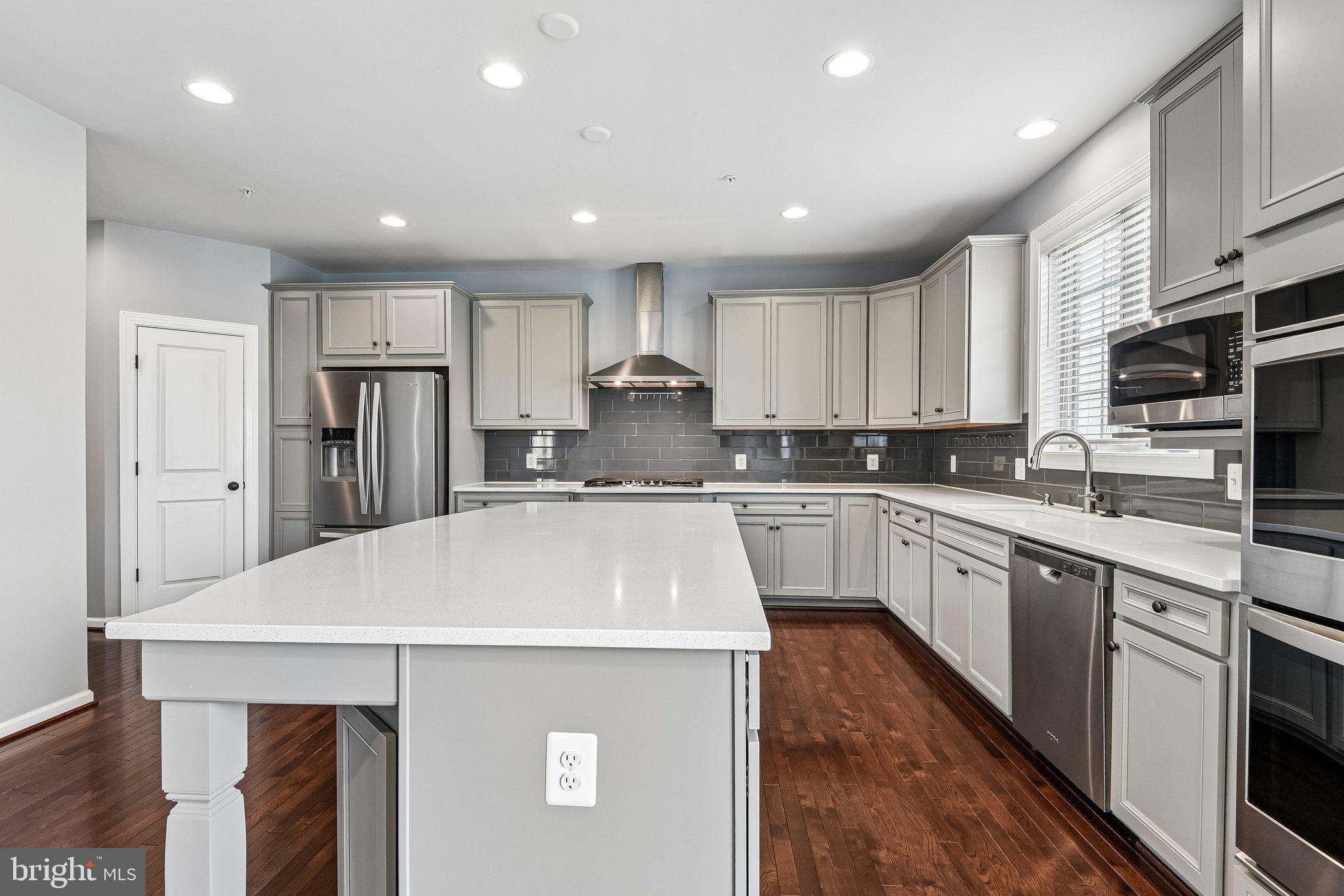 LANDSDALE - Residential
