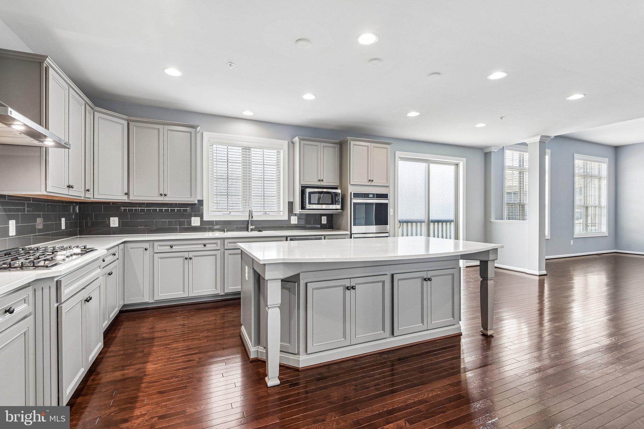 LANDSDALE - Residential