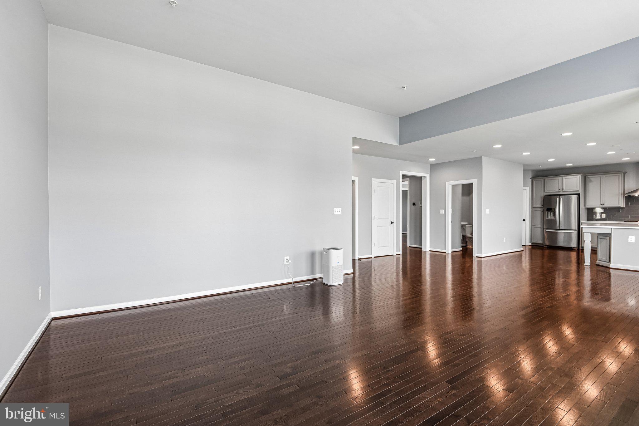 LANDSDALE - Residential