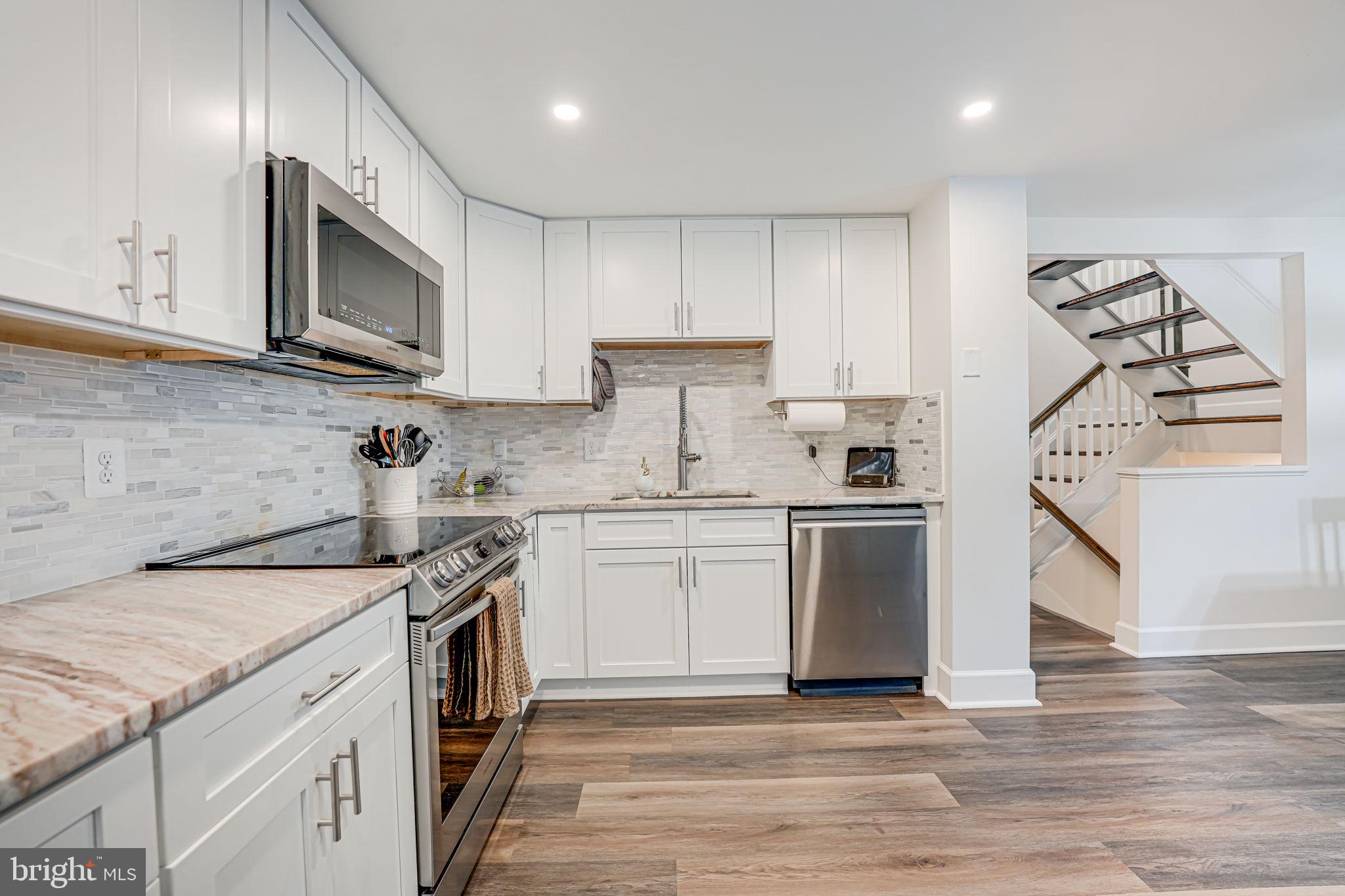MONTCLAIR - Residential