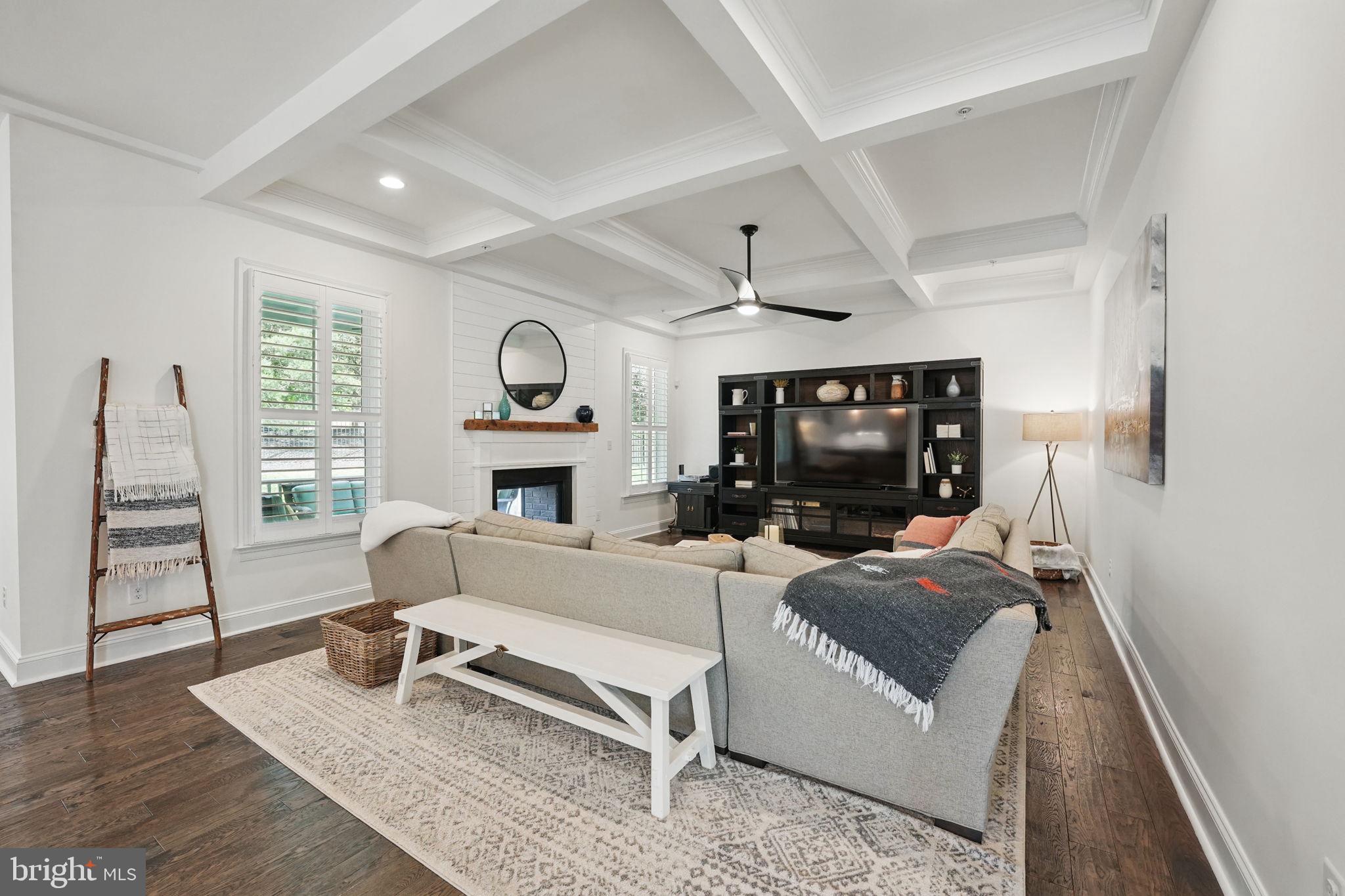 POTOMAC SHORES - Residential