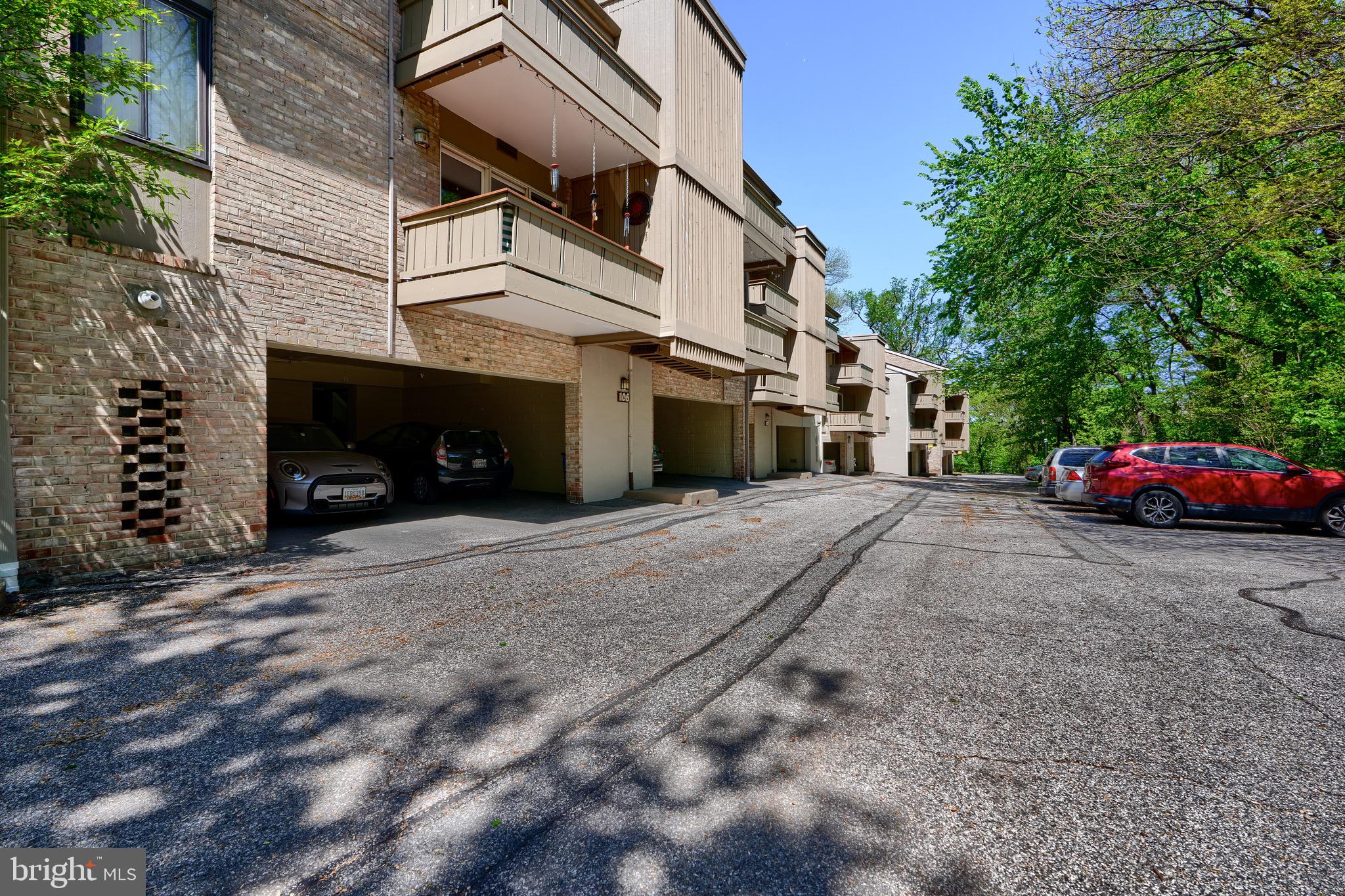 DUNN'S GROVE - Residential